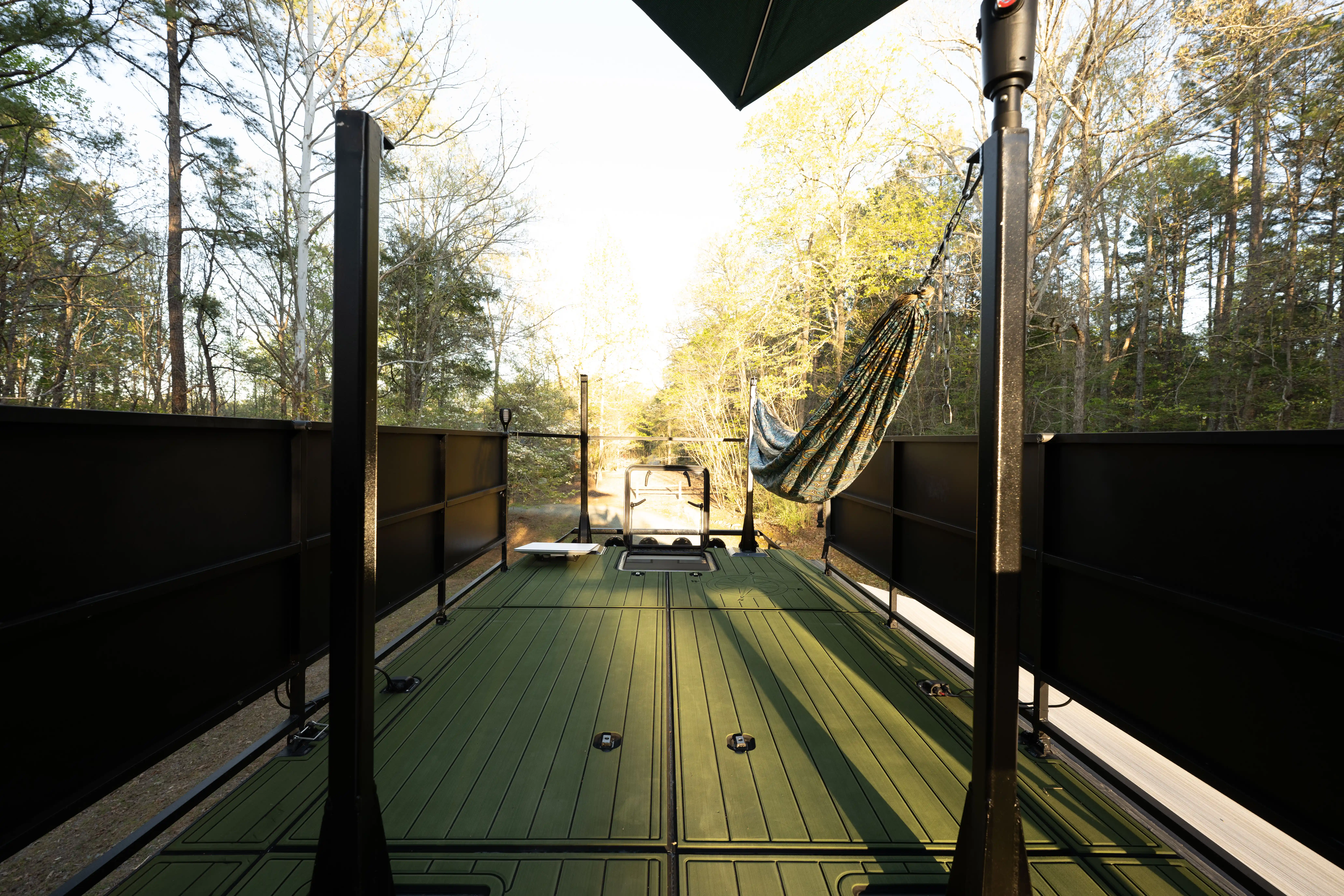 2021 Ford F-550 Expedition Vehicle