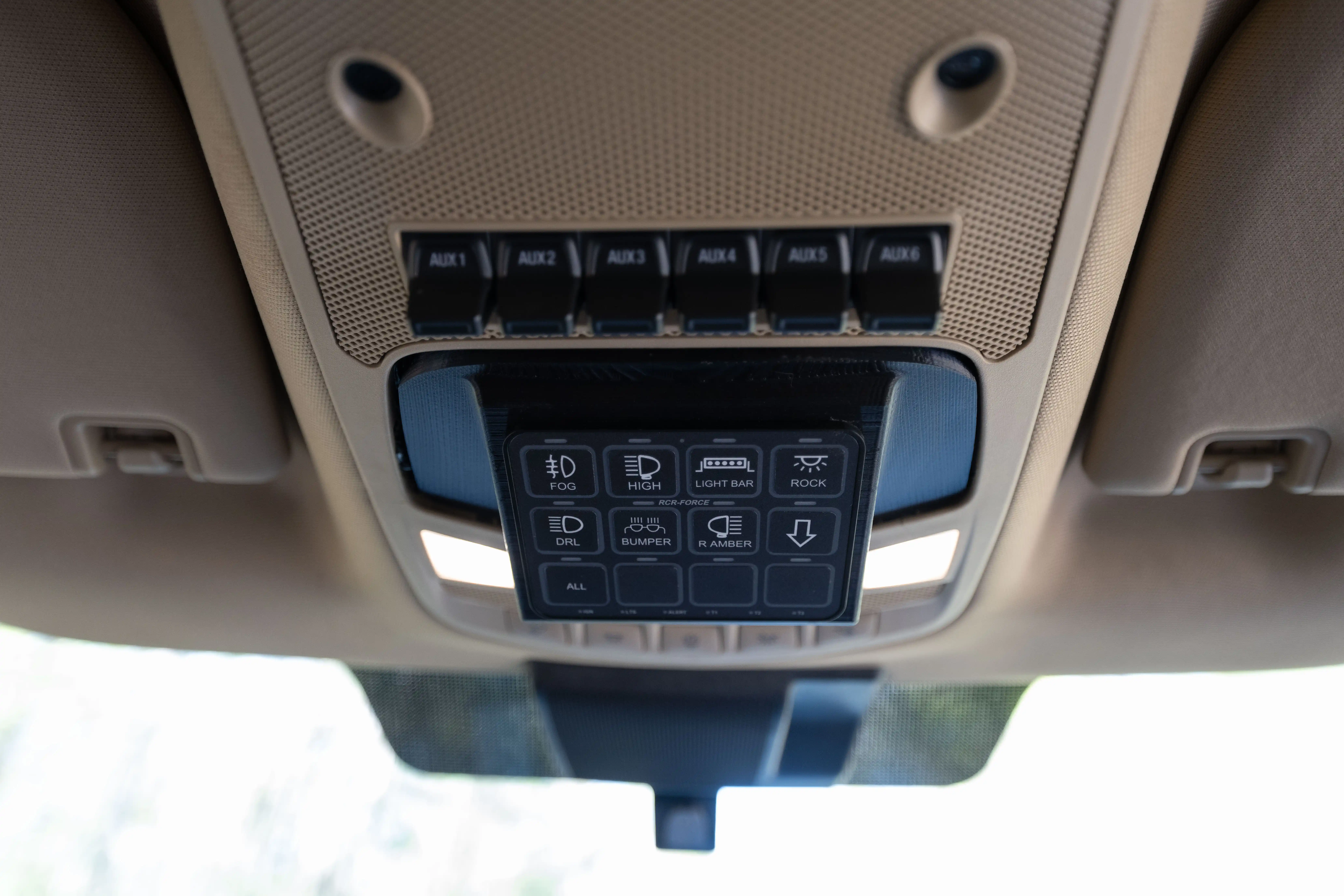 2021 Ford F-550 Expedition Vehicle