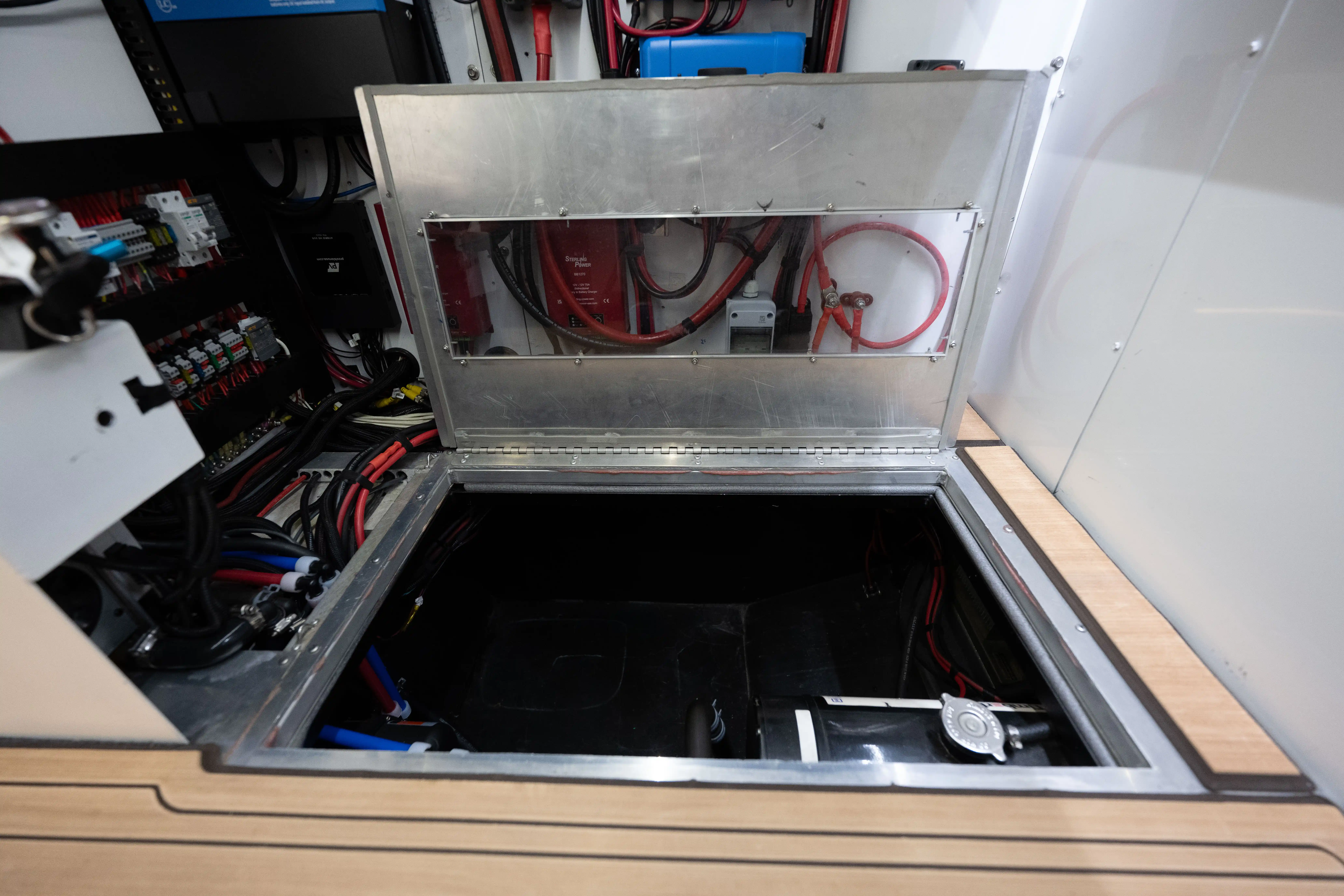 2021 Ford F-550 Expedition Vehicle