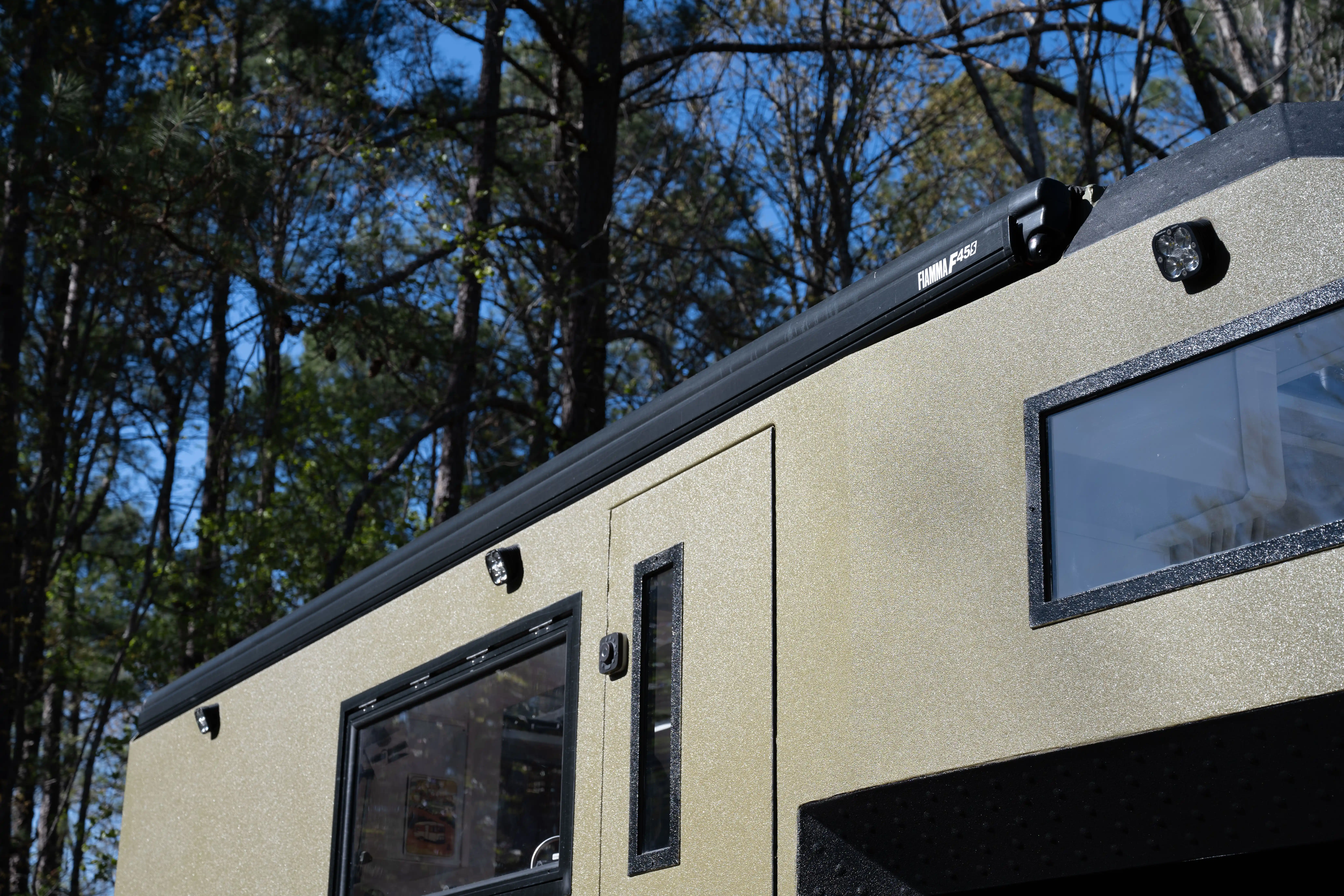 2021 Ford F-550 Expedition Vehicle