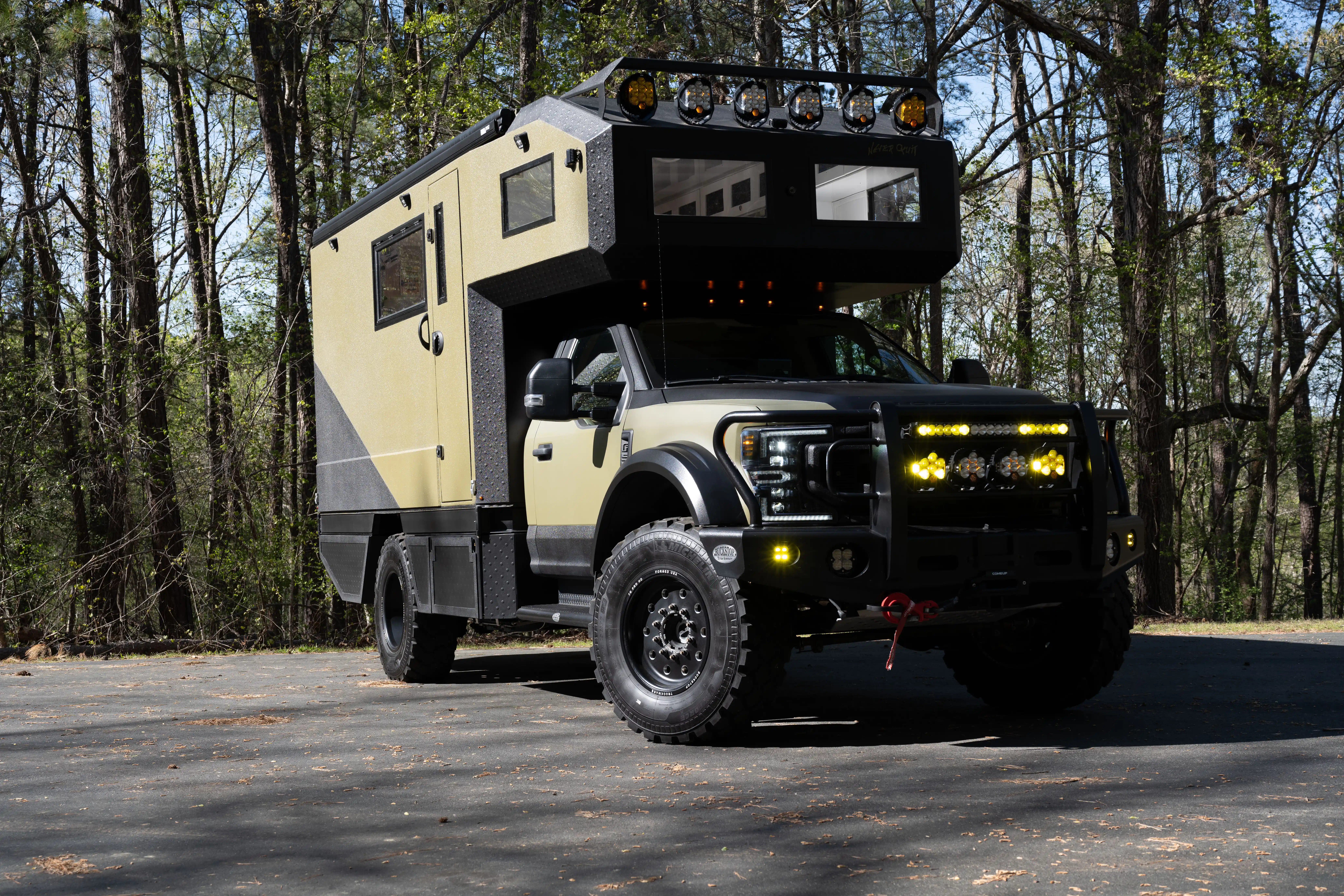 2021 Ford F-550 Expedition Vehicle