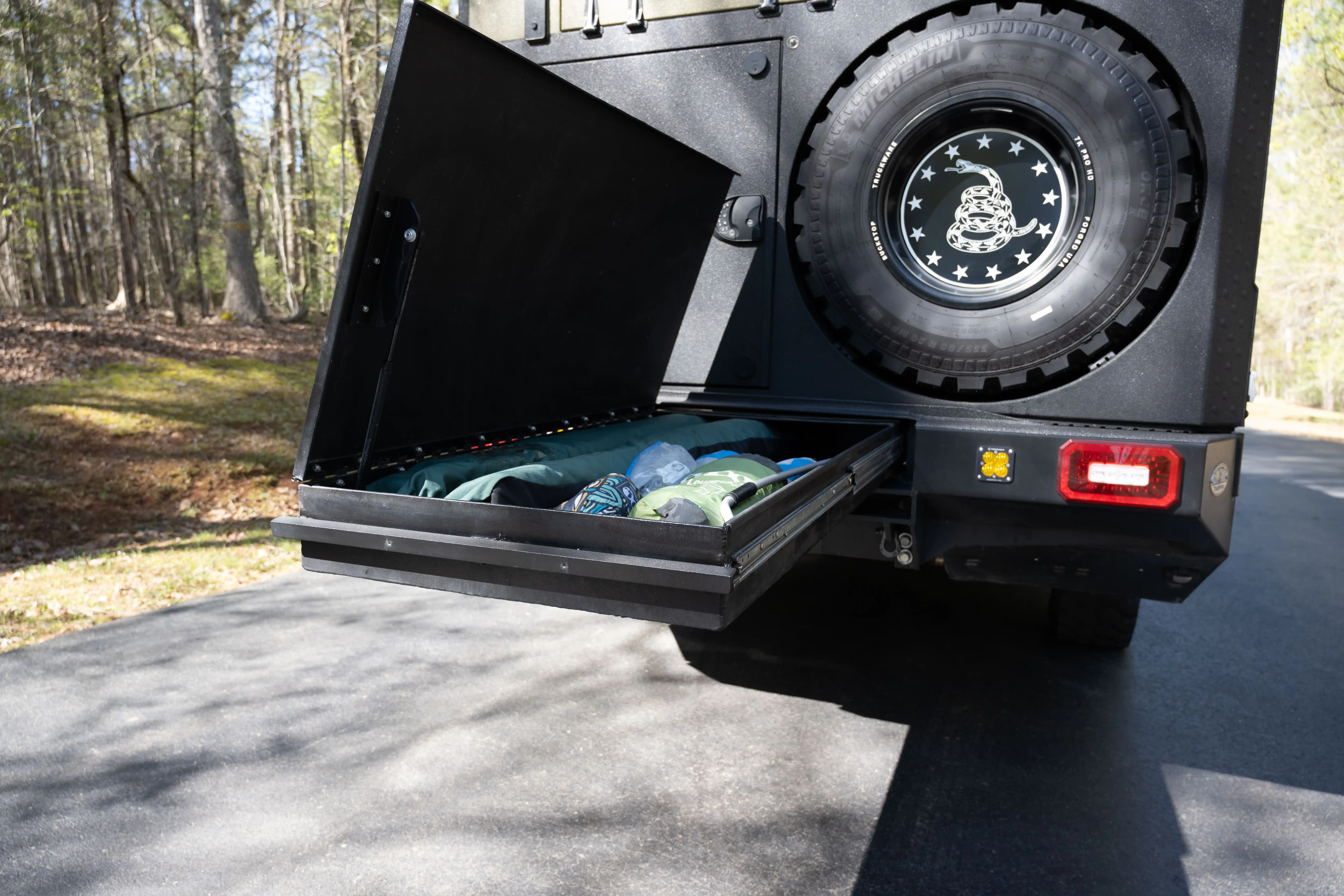 2021 Ford F-550 Expedition Vehicle