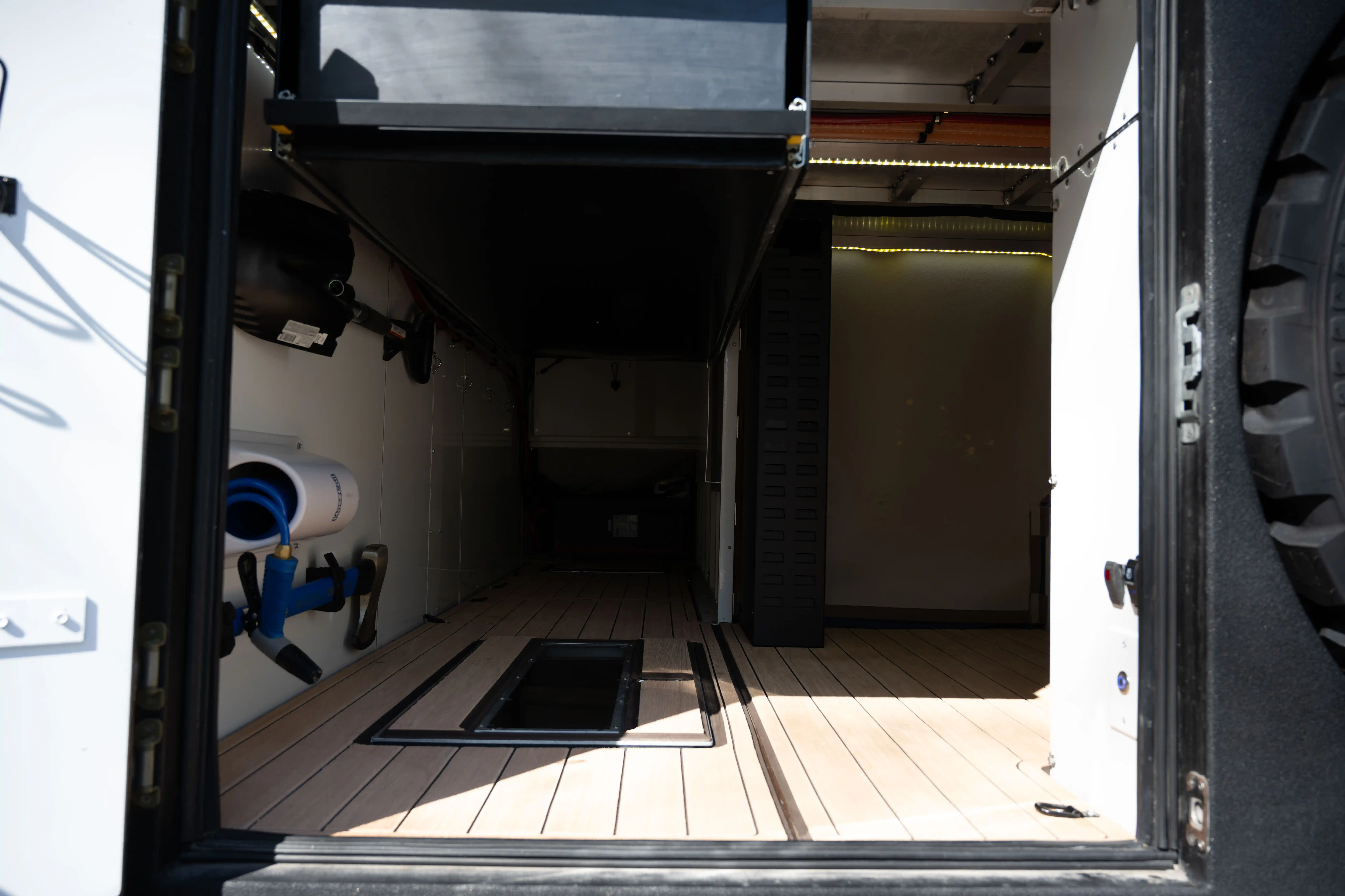 2021 Ford F-550 Expedition Vehicle