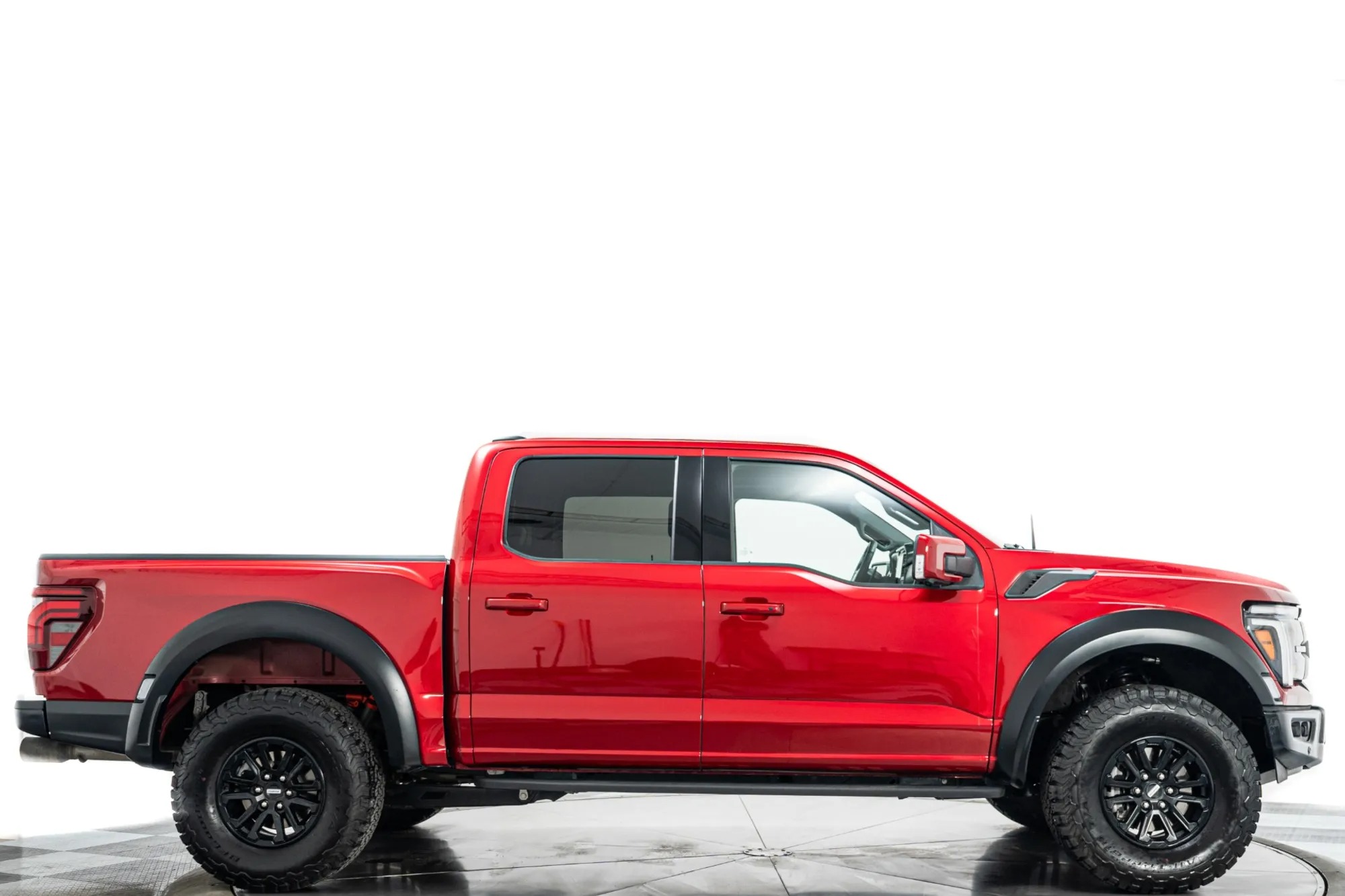 2025 Ford F-150 Raptor - 2