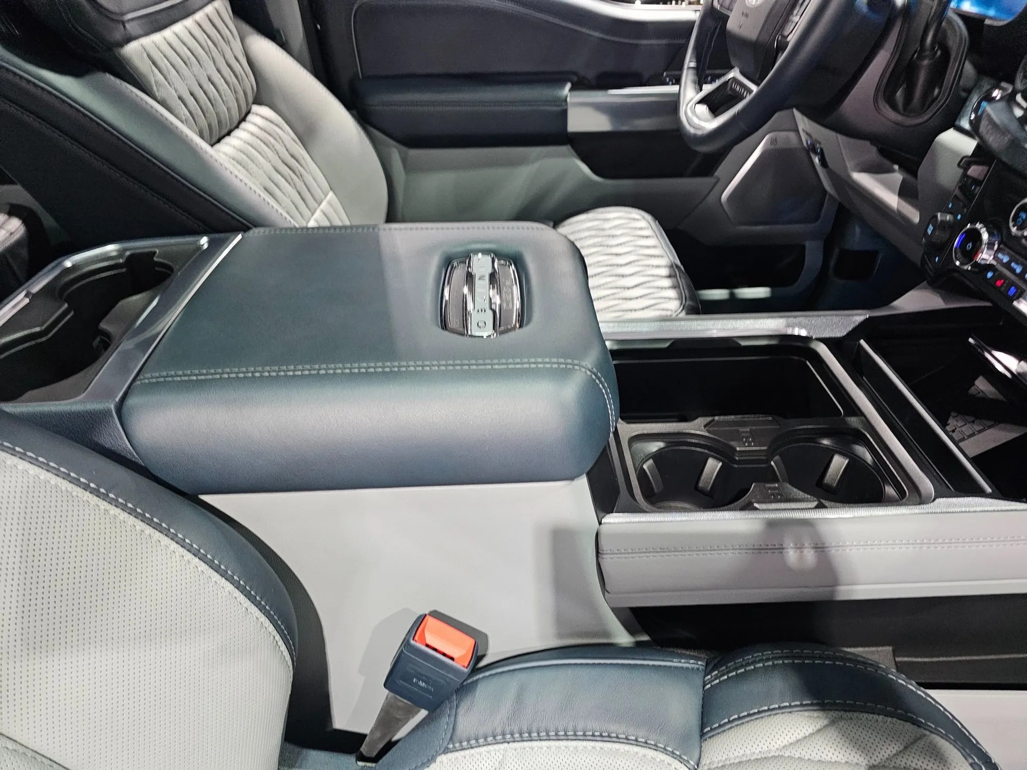 2024 Ford F-450SD Limited