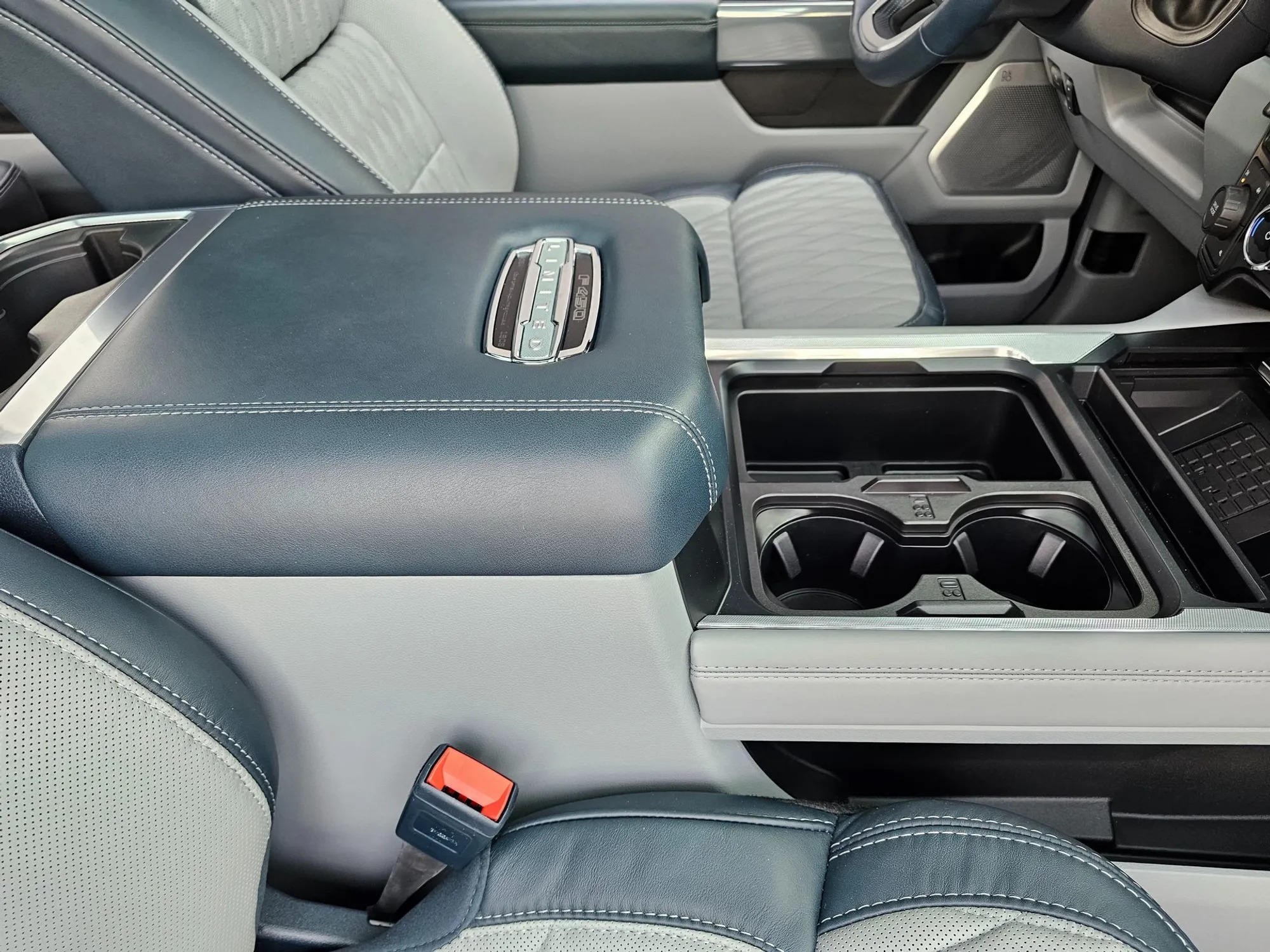 2024 Ford F-450SD Limited