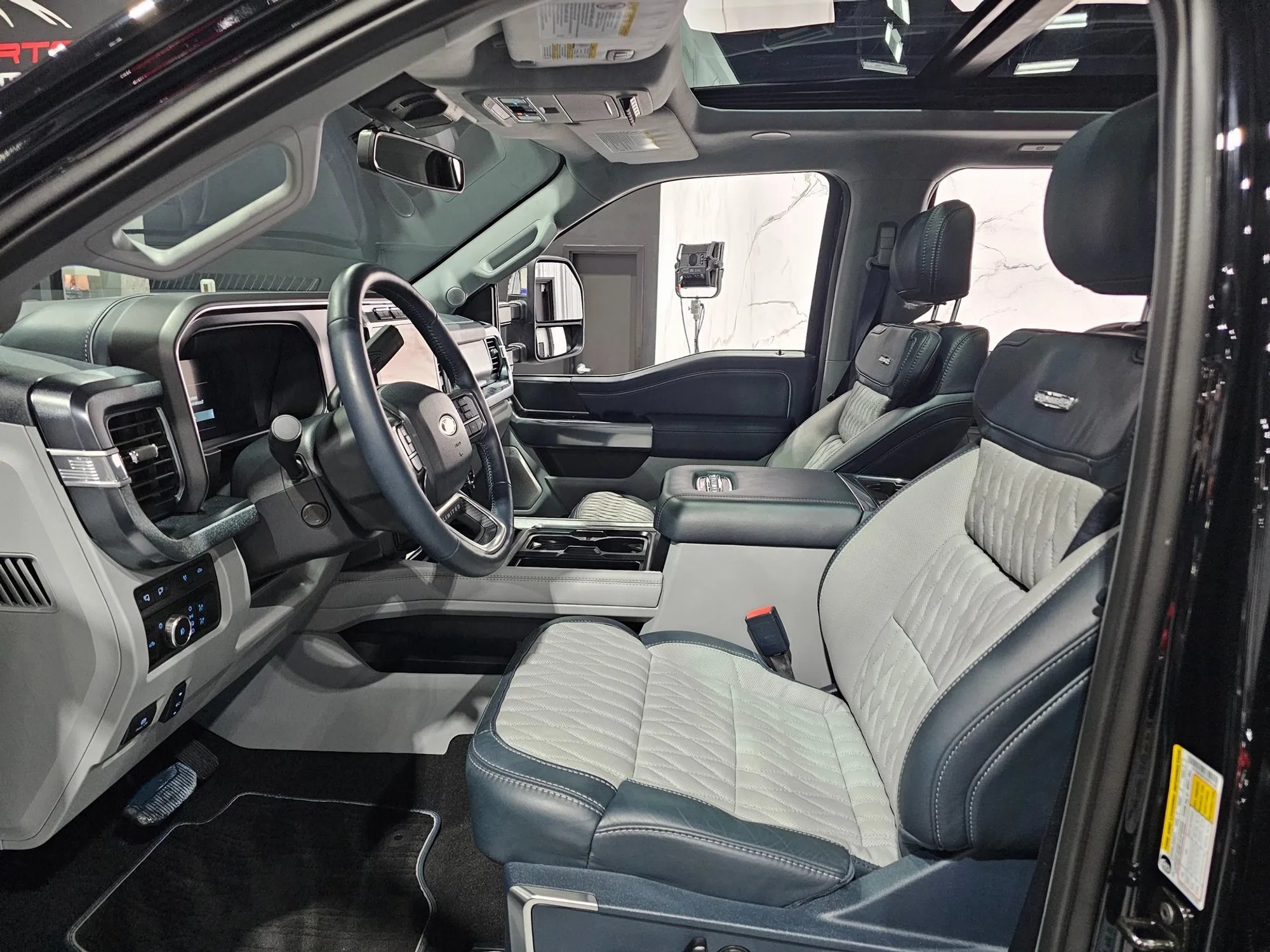 2024 Ford F-450SD Limited