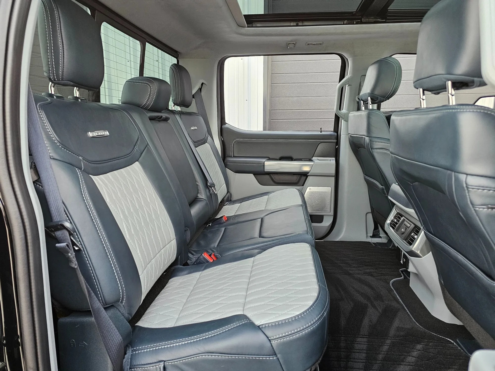 2024 Ford F-450SD Limited