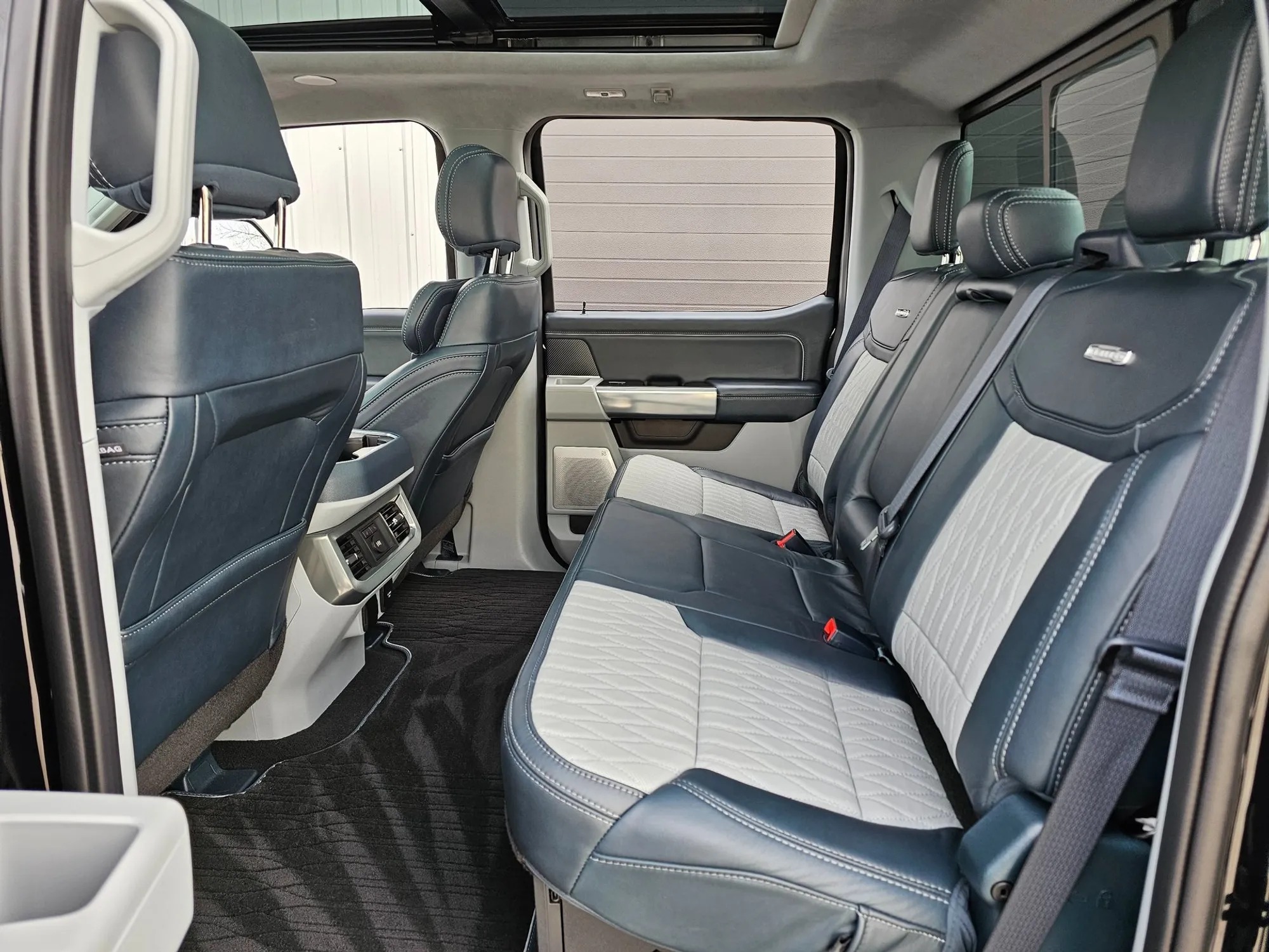 2024 Ford F-450SD Limited