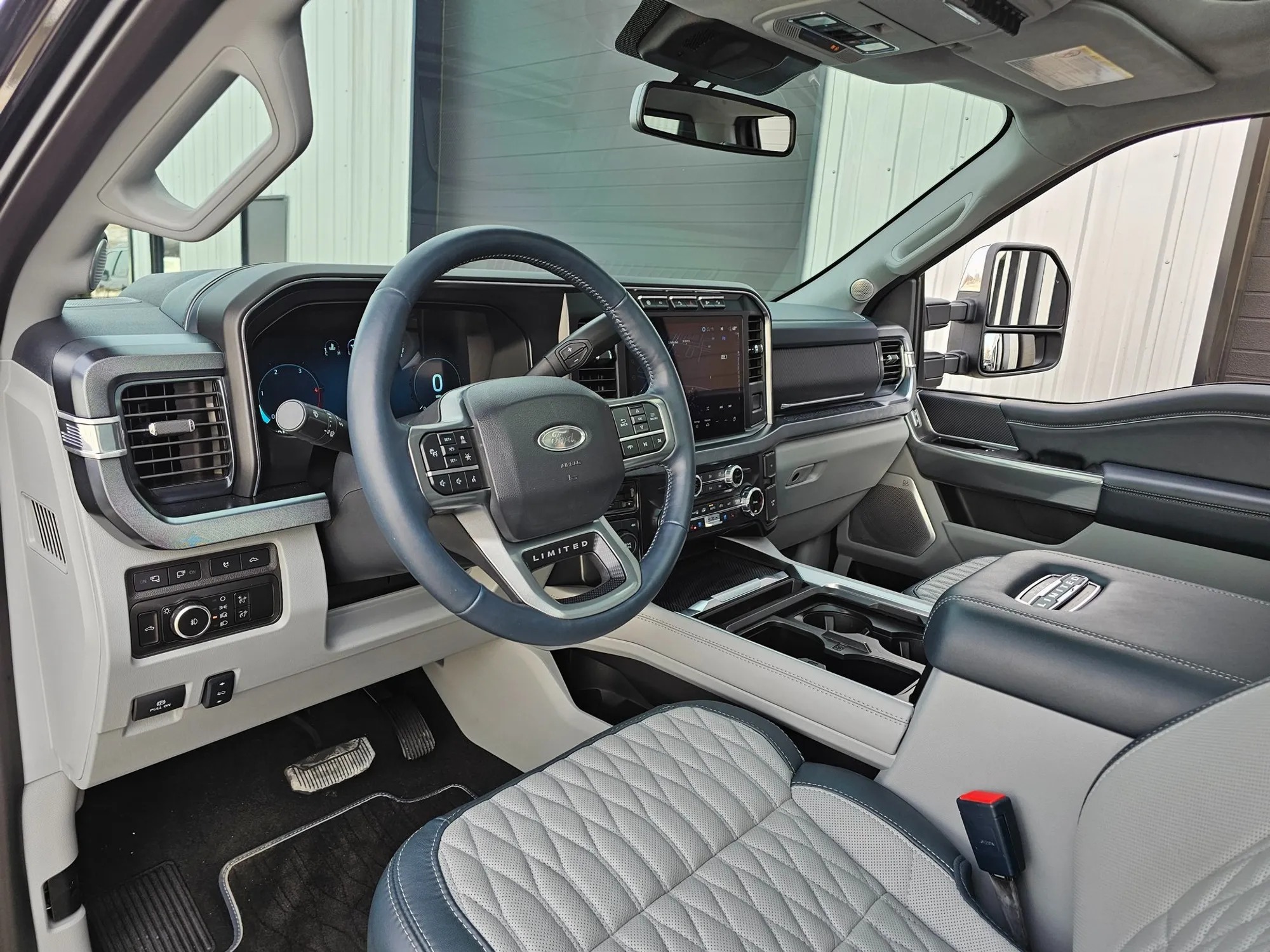 2024 Ford F-450SD Limited