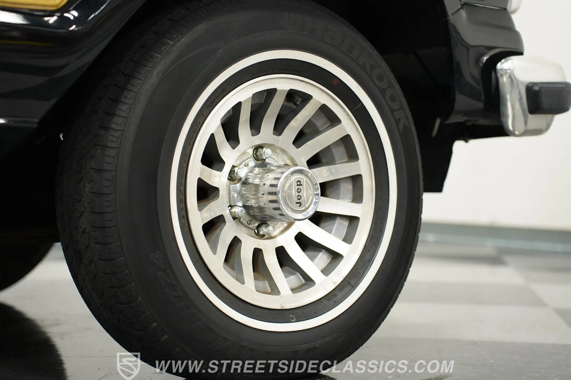 1988 Jeep Grand Wagoneer