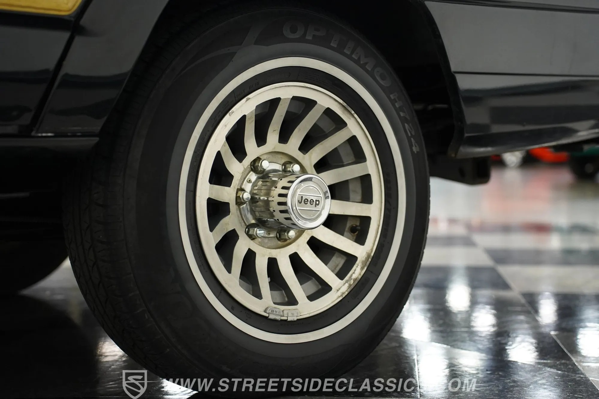 1988 Jeep Grand Wagoneer