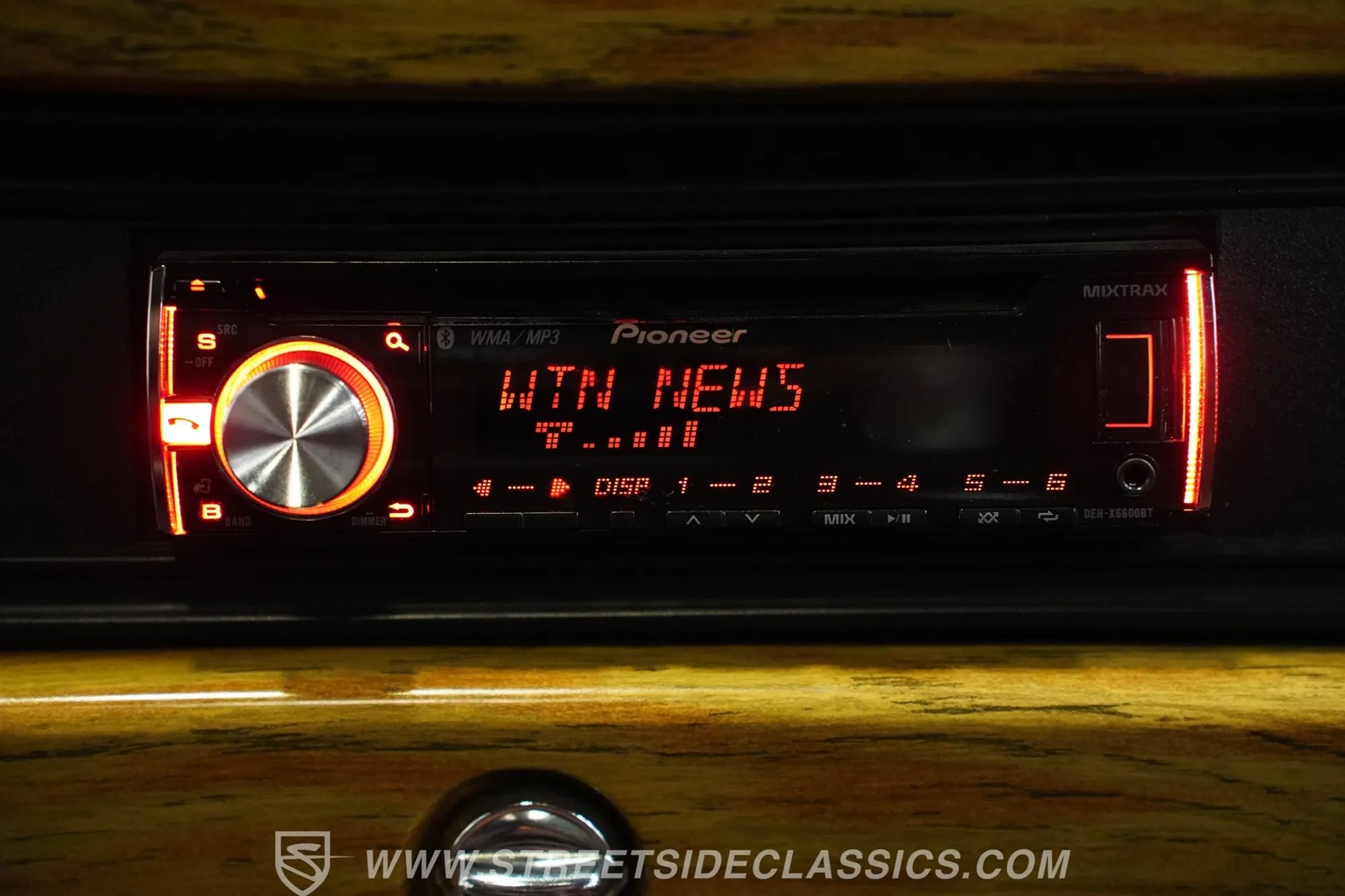 1988 Jeep Grand Wagoneer