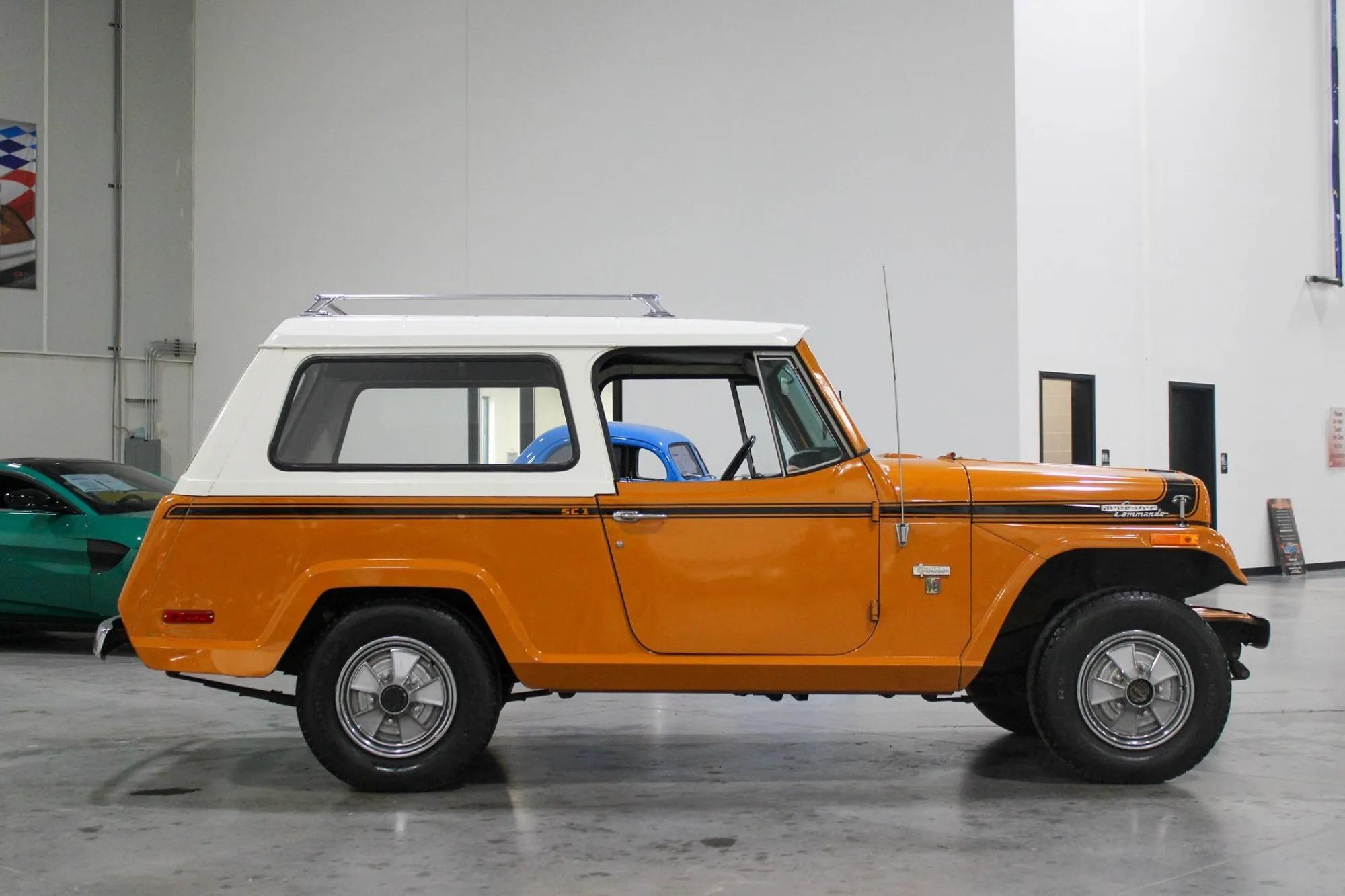 1971 Jeep Jeepster SC-1 Sport Commando - 5