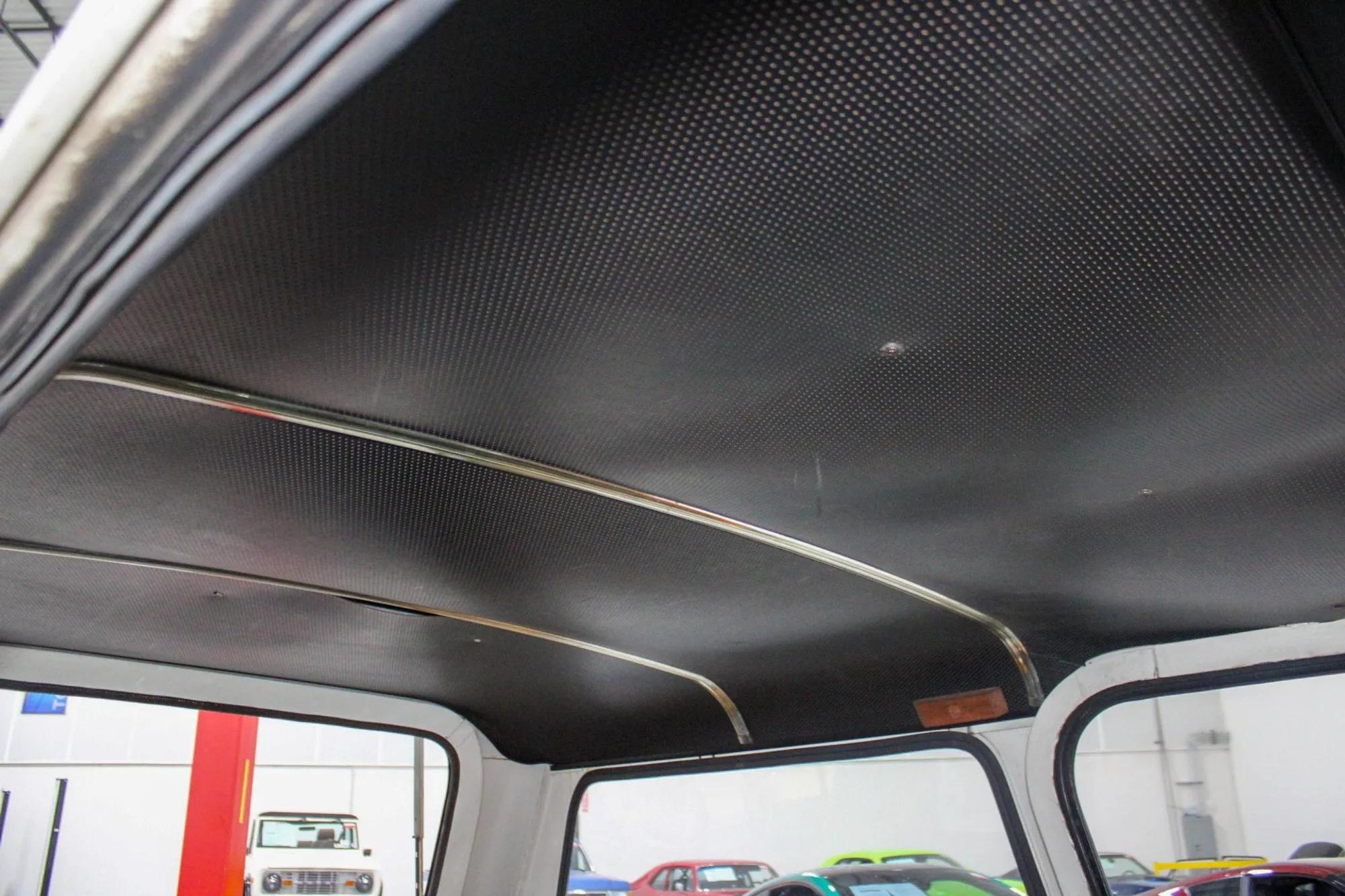 1971 Jeep Jeepster SC-1 Sport Commando