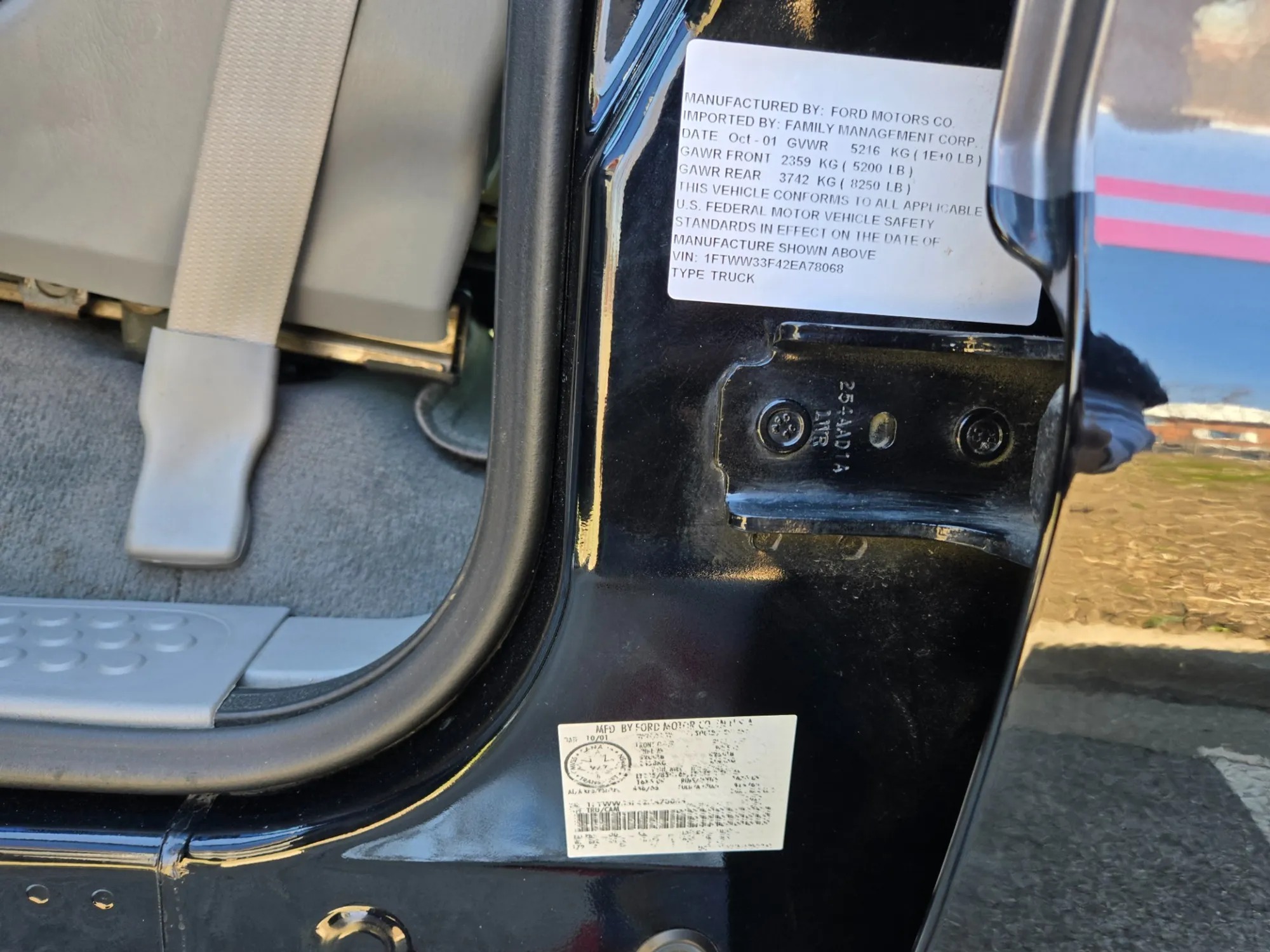 57k-Mile 2002 Ford F-350 Super Duty Lariat LE