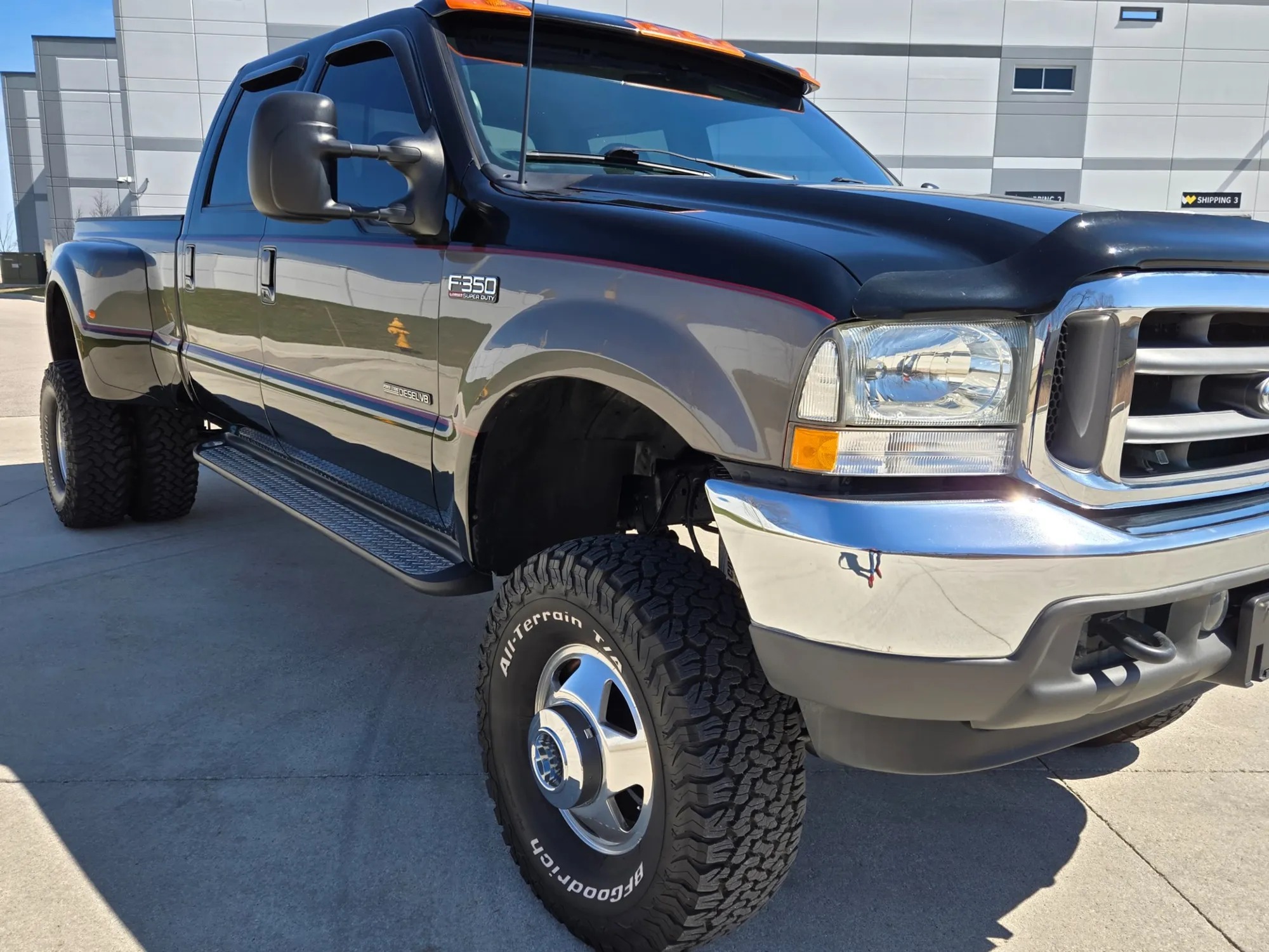 57k-Mile 2002 Ford F-350 Super Duty Lariat LE