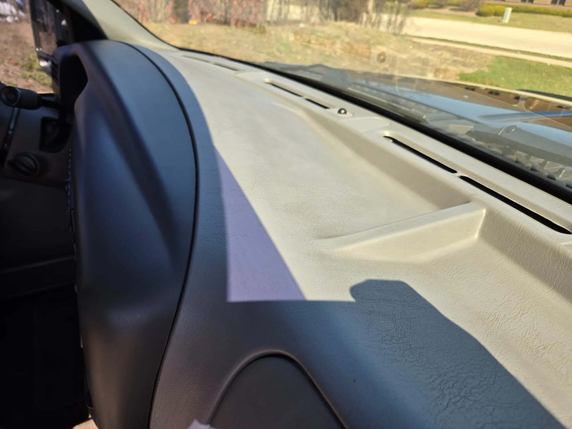 57k-Mile 2002 Ford F-350 Super Duty Lariat LE