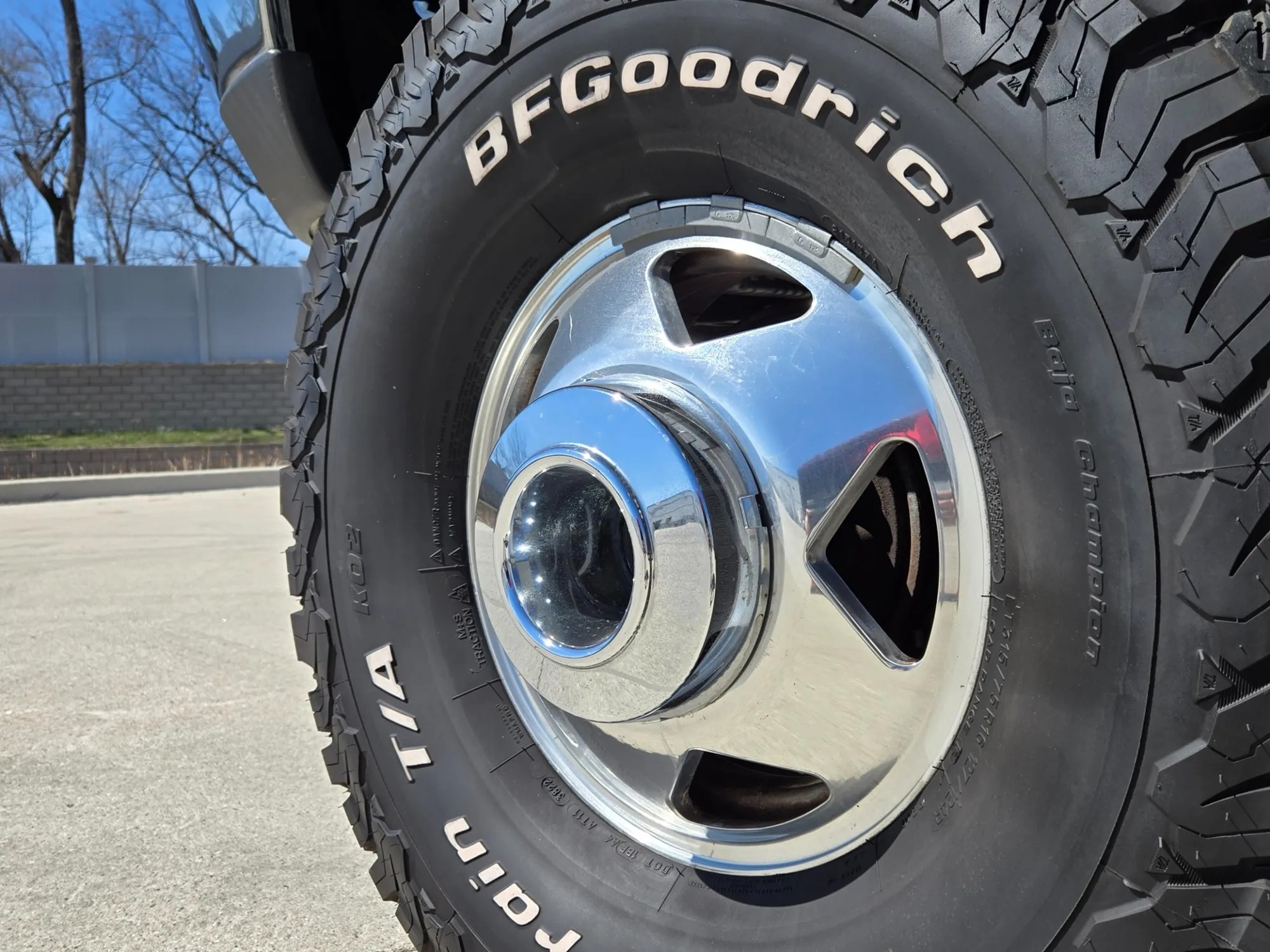 57k-Mile 2002 Ford F-350 Super Duty Lariat LE