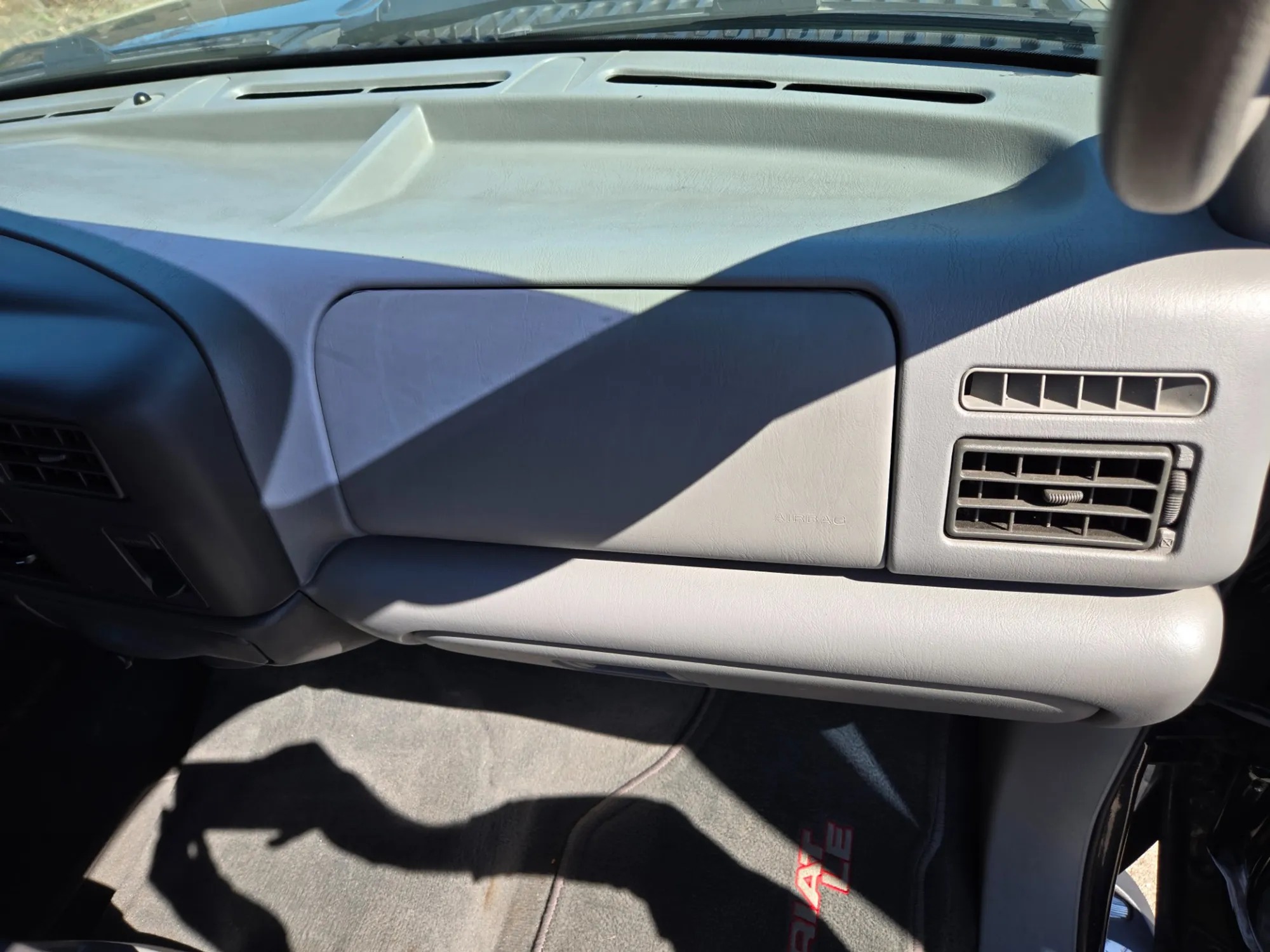 57k-Mile 2002 Ford F-350 Super Duty Lariat LE