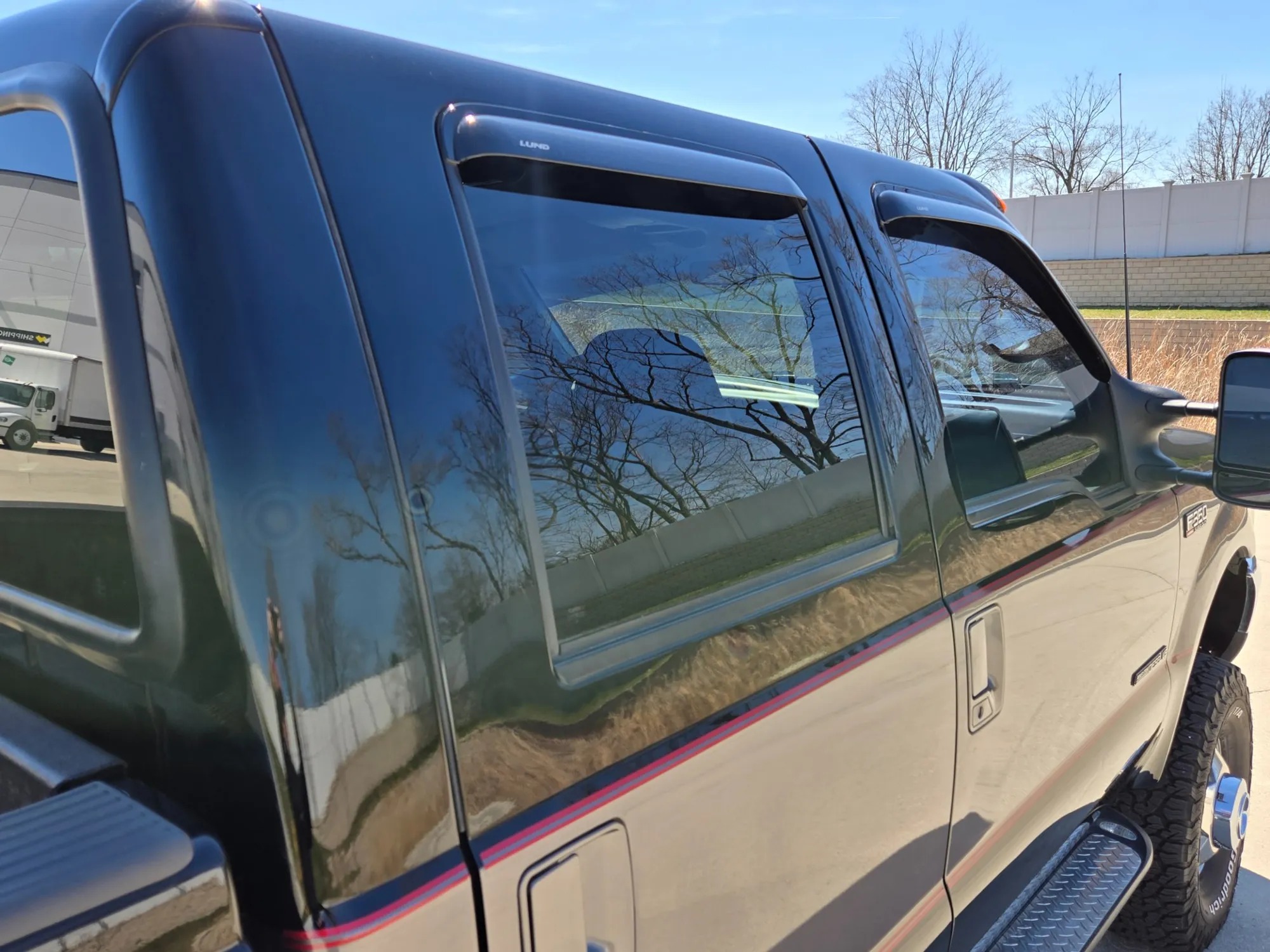 57k-Mile 2002 Ford F-350 Super Duty Lariat LE