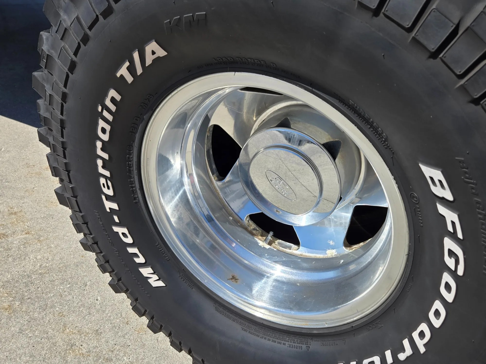 57k-Mile 2002 Ford F-350 Super Duty Lariat LE