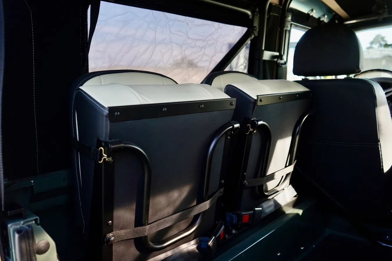 Restomod 1997 Land Rover Defender 90 Soft Top