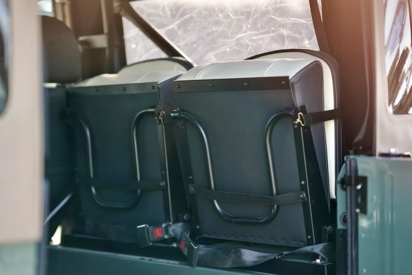 Restomod 1997 Land Rover Defender 90 Soft Top