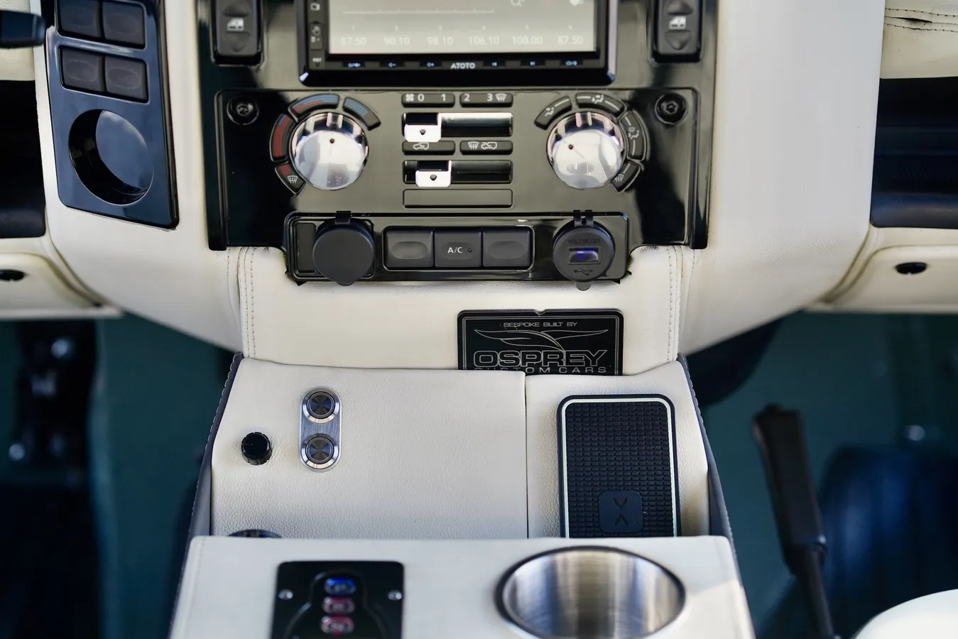 Restomod 1997 Land Rover Defender 90 Soft Top