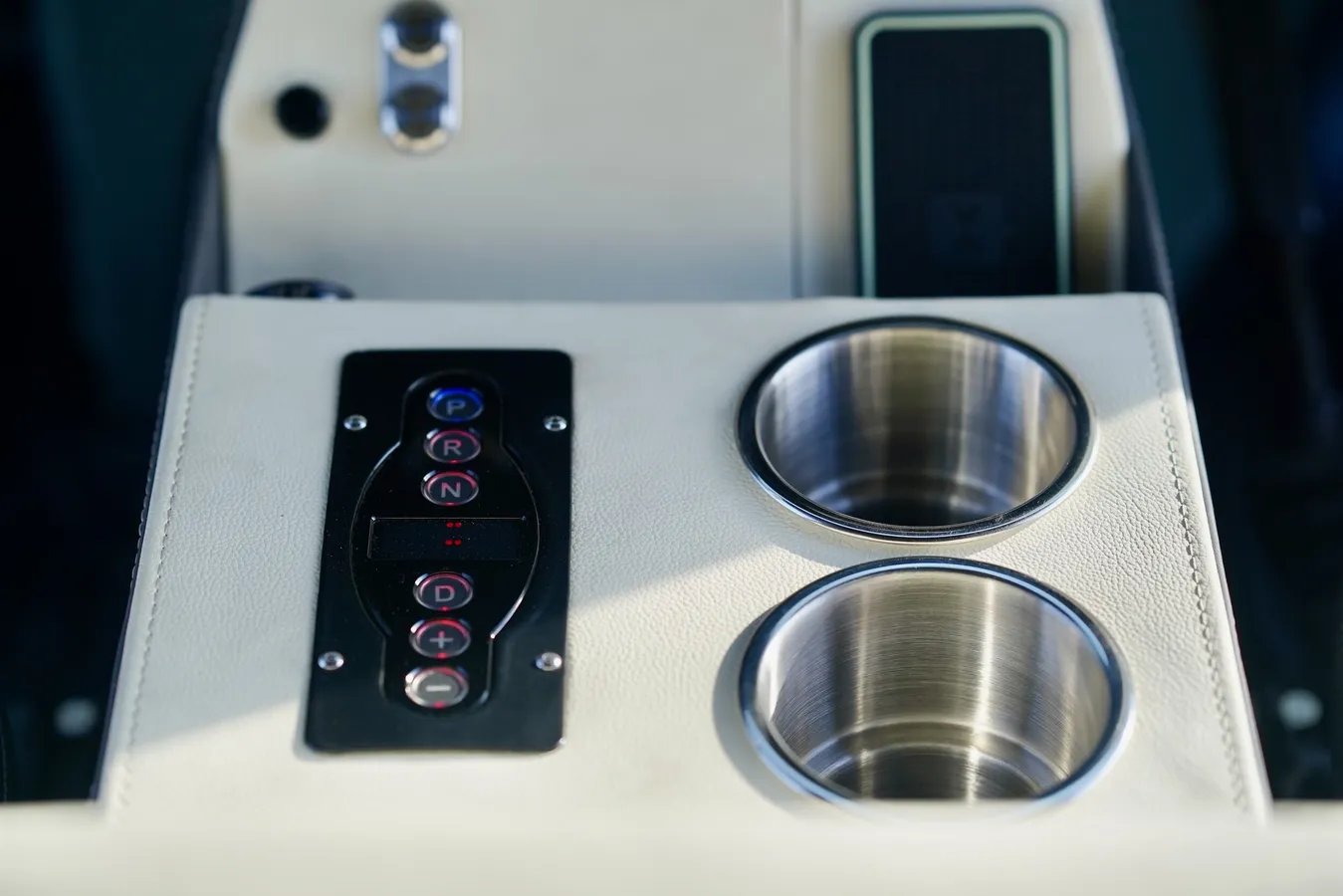 Restomod 1997 Land Rover Defender 90 Soft Top