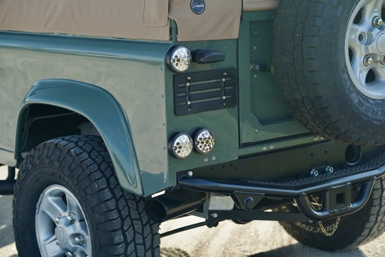 Restomod 1997 Land Rover Defender 90 Soft Top