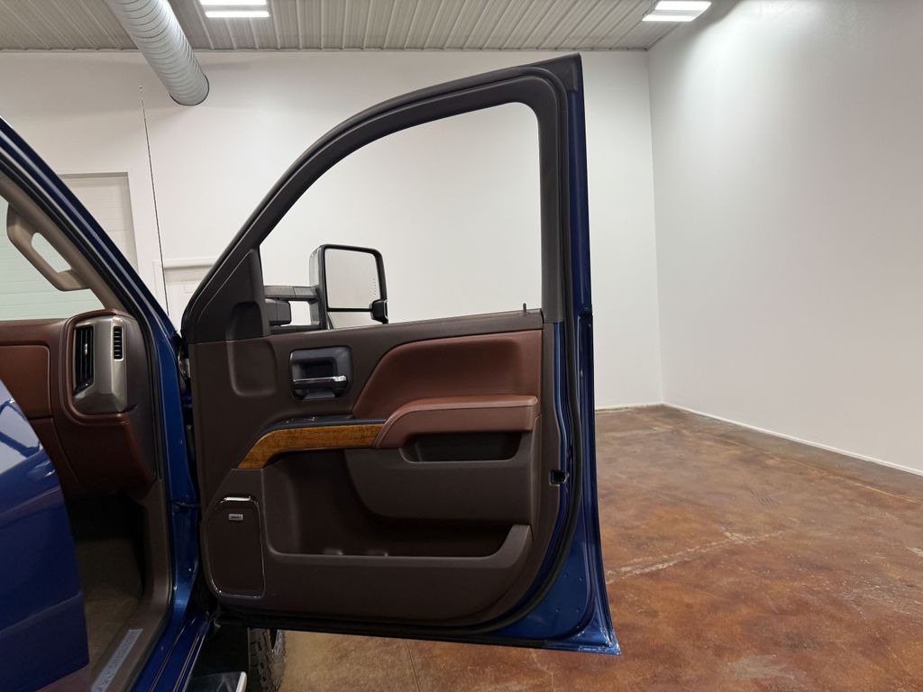 2015 Chevrolet Silverado 2500HD High Country