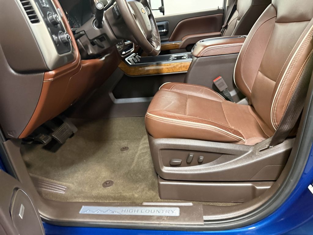 2015 Chevrolet Silverado 2500HD High Country