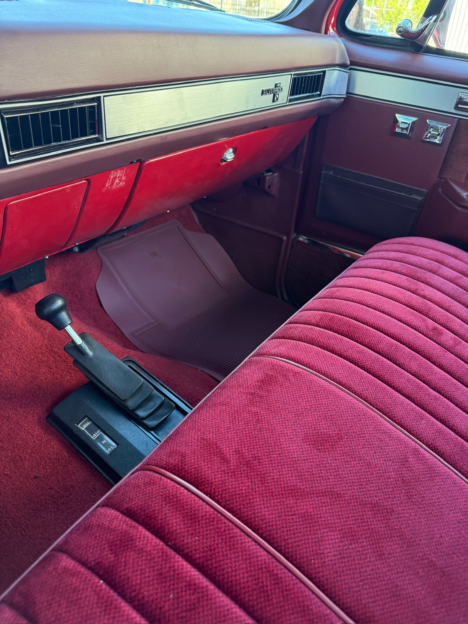 1987 Chevrolet Silverado V-10