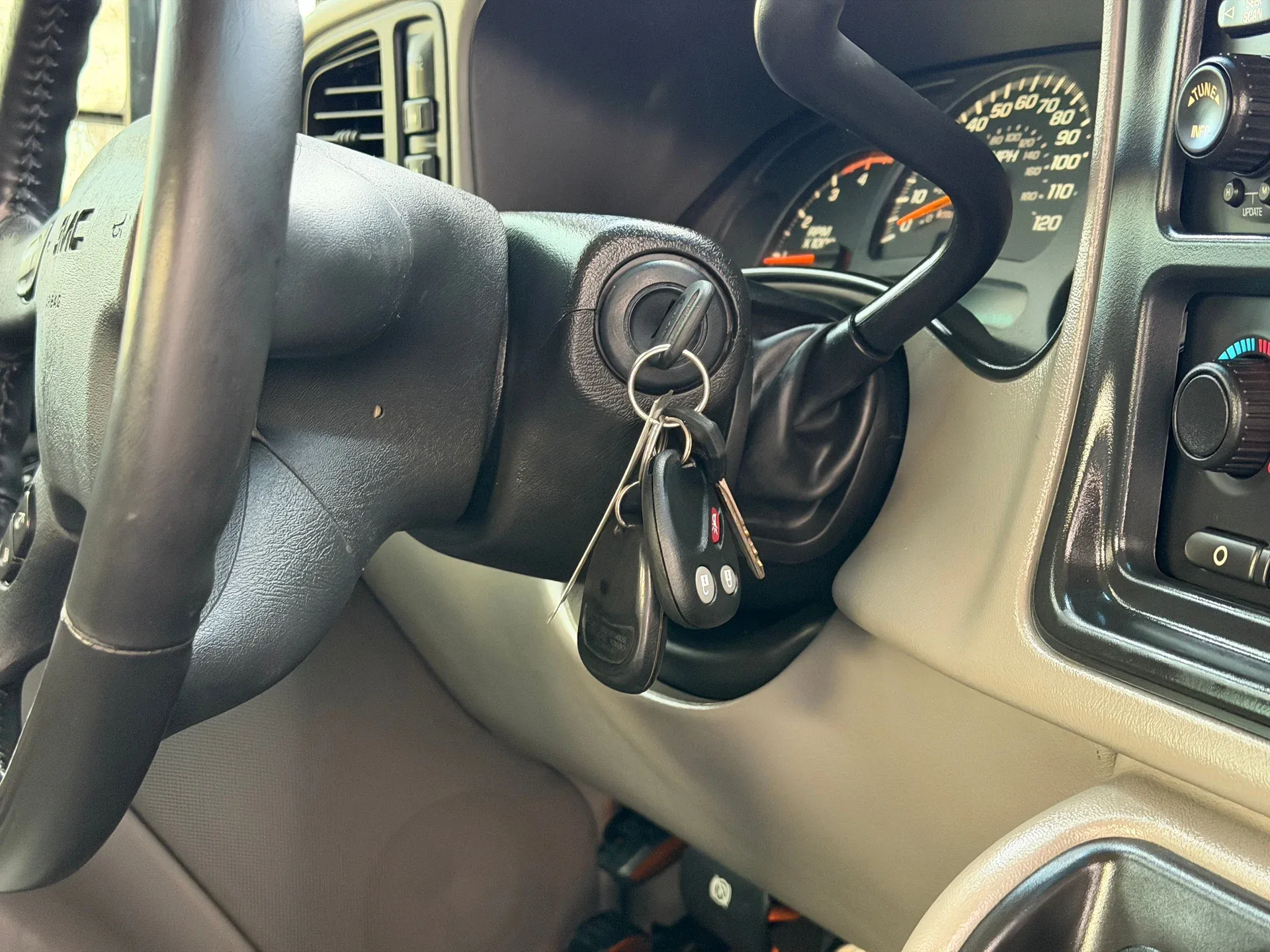 2005 GMC Sierra 3500 SLT