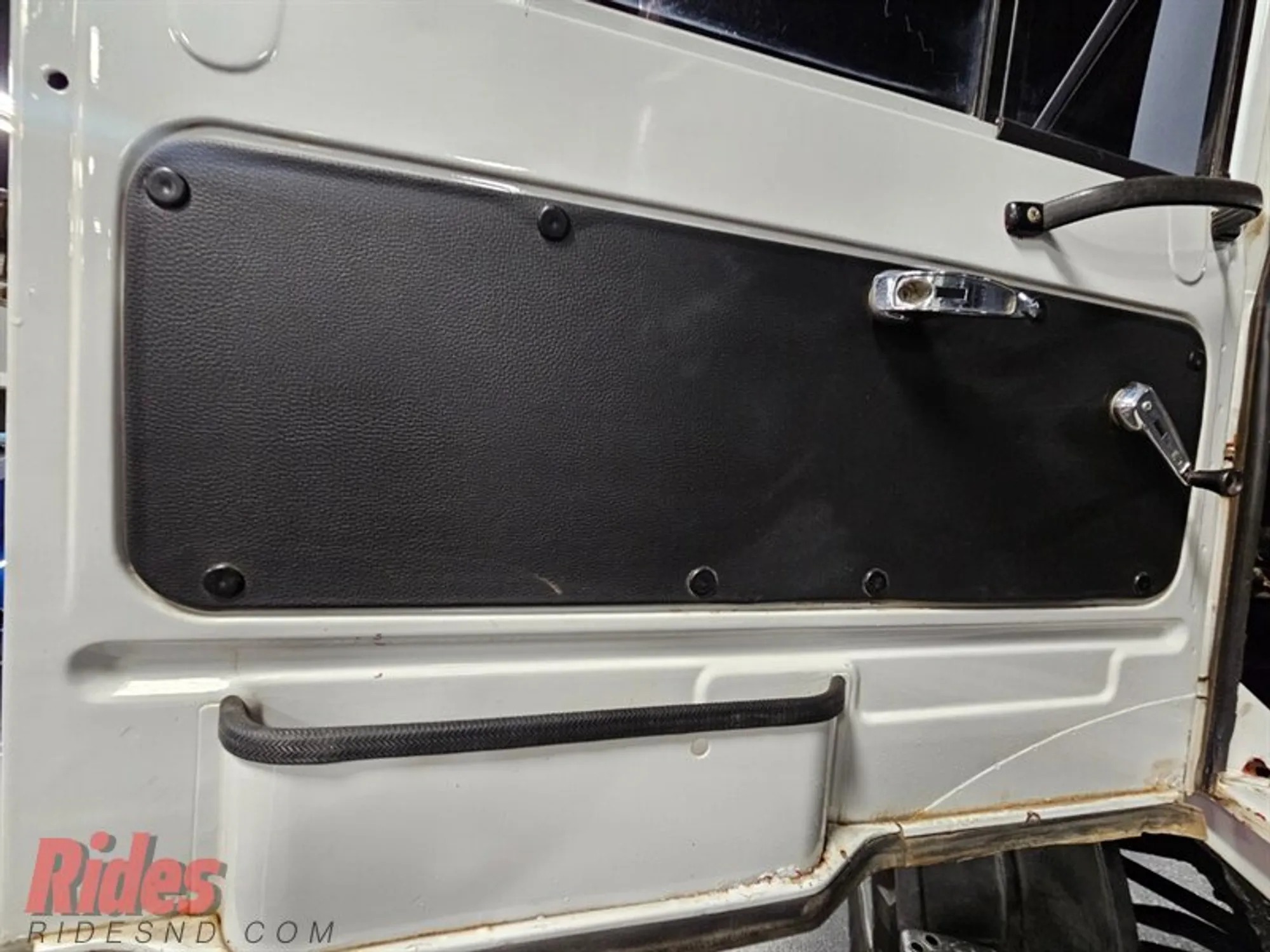 1980 Mercedes-Benz Unimog Doka 416