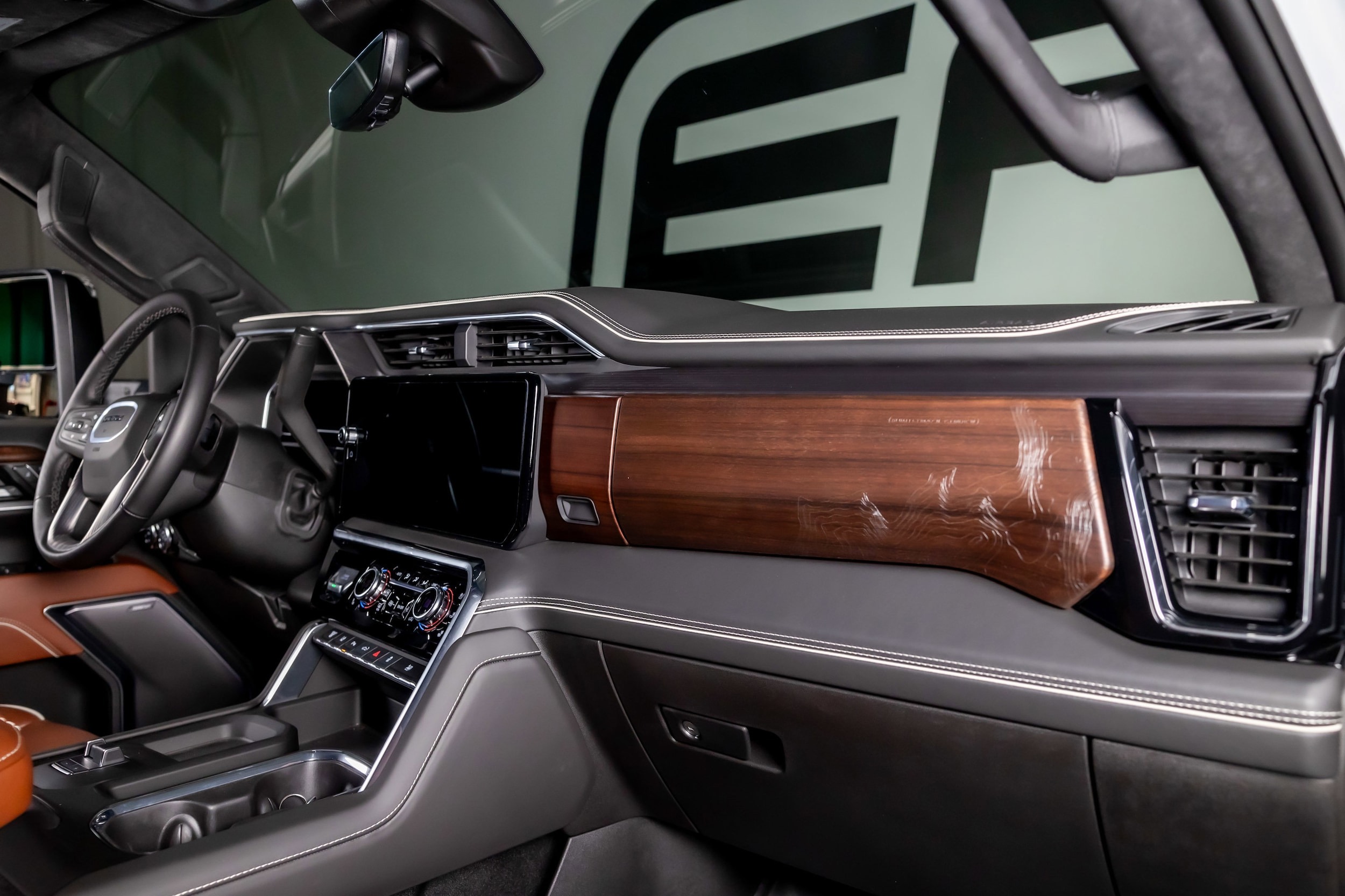 2025 GMC Sierra 3500 HD Denali Ultimate