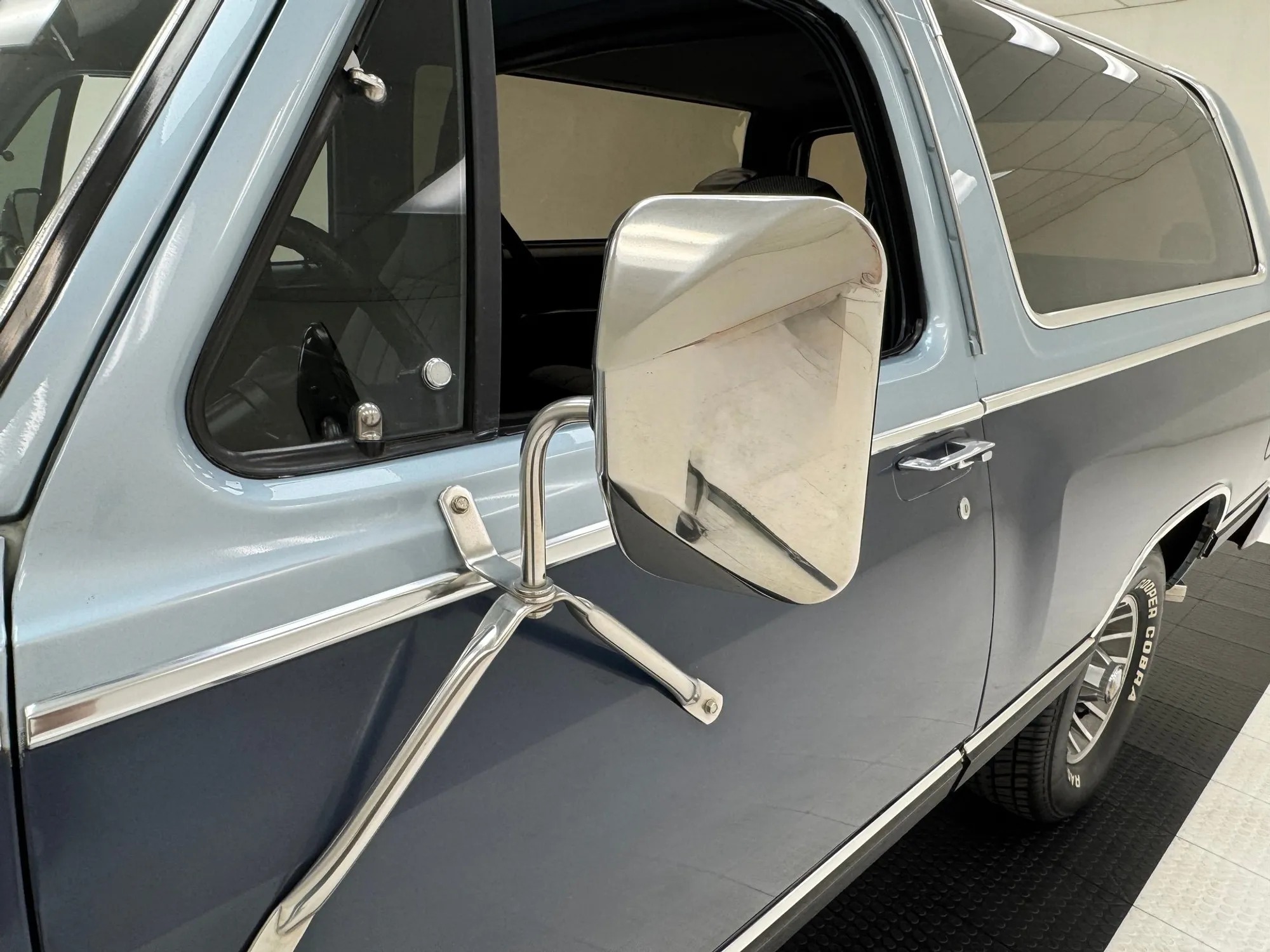 1987 Dodge Ramcharger 150 LE