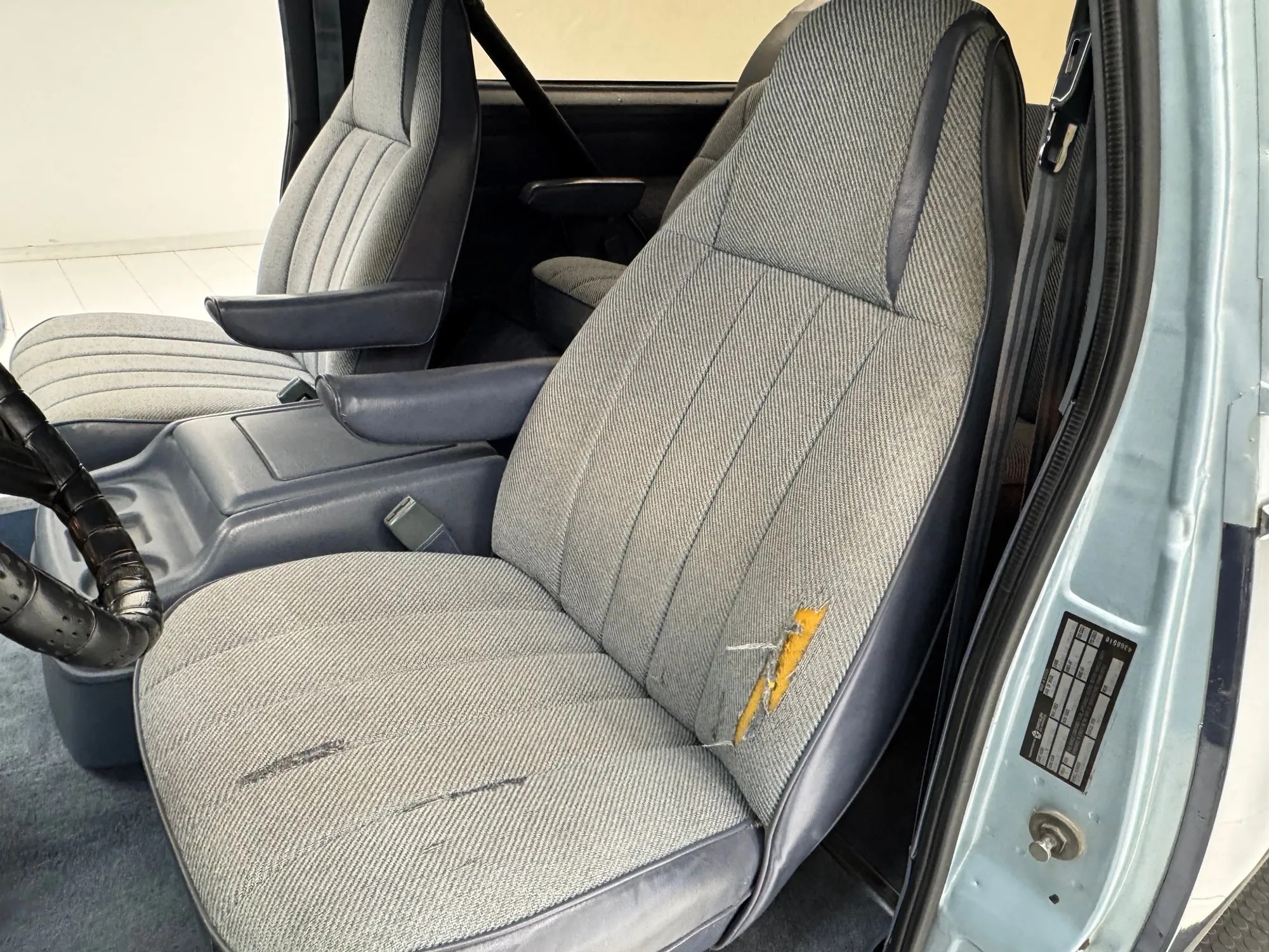 1987 Dodge Ramcharger 150 LE