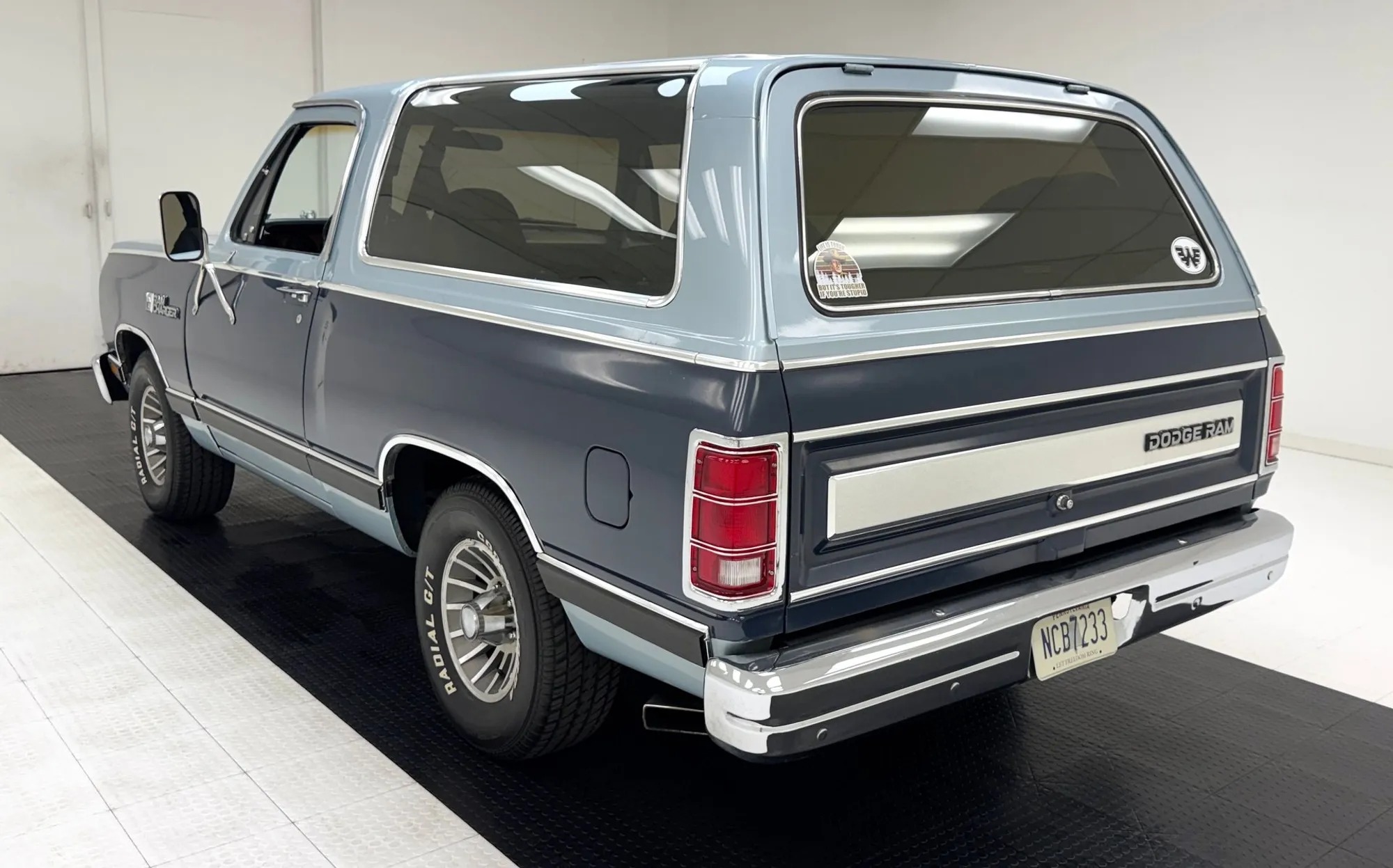 1987 Dodge Ramcharger 150 LE - 2
