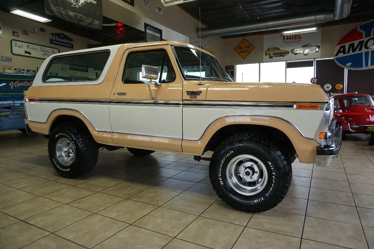  Ford Bronco