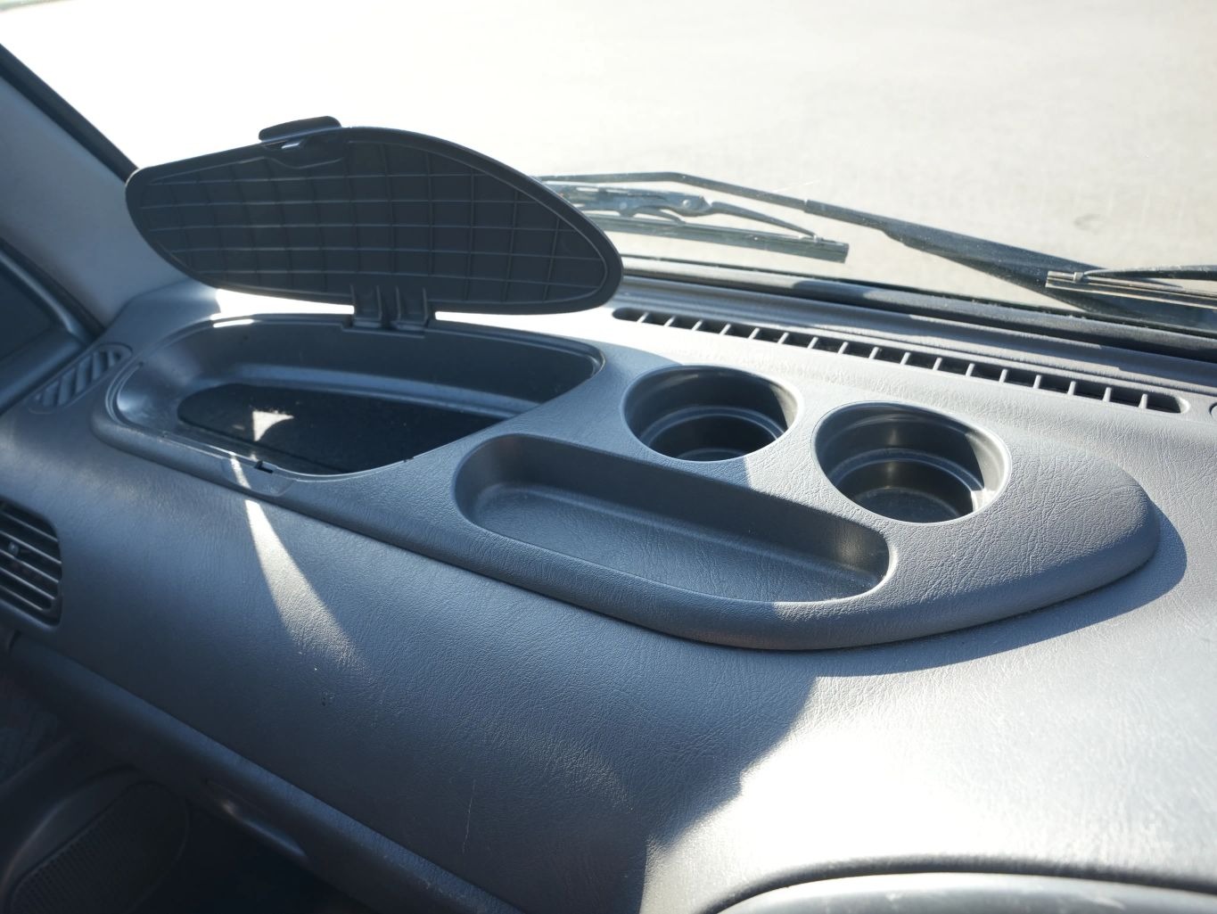 1998 Daihatsu Atrai RT