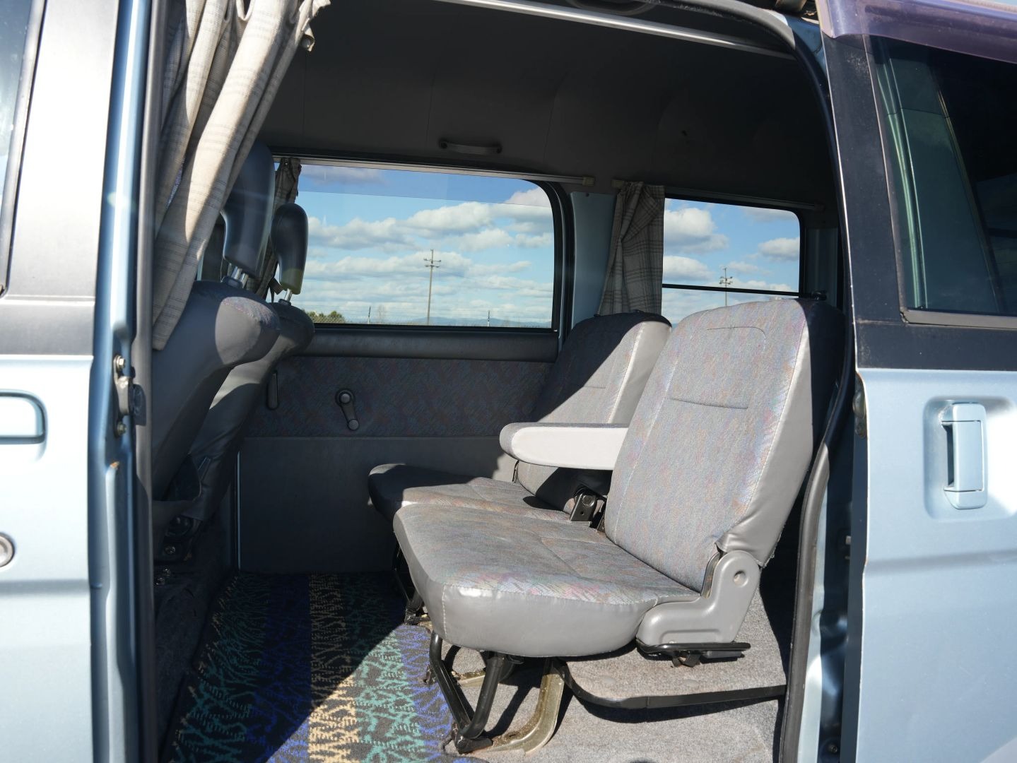 1998 Daihatsu Atrai RT