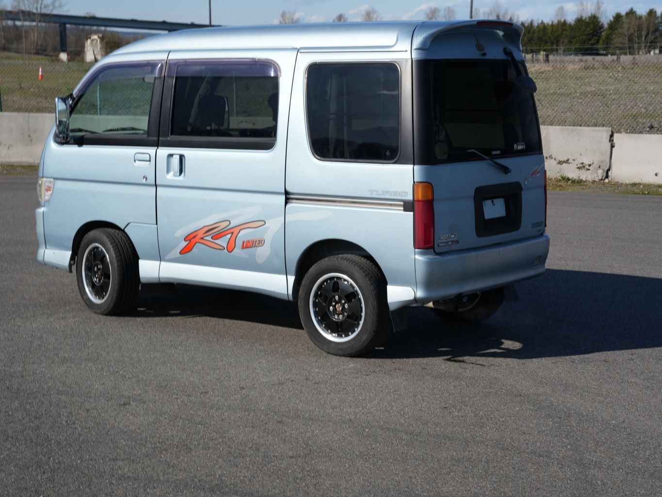 1998 Daihatsu Atrai RT
