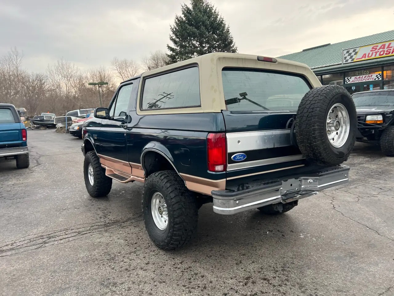 1995 Ford Bronco Eddie Bauer - 2