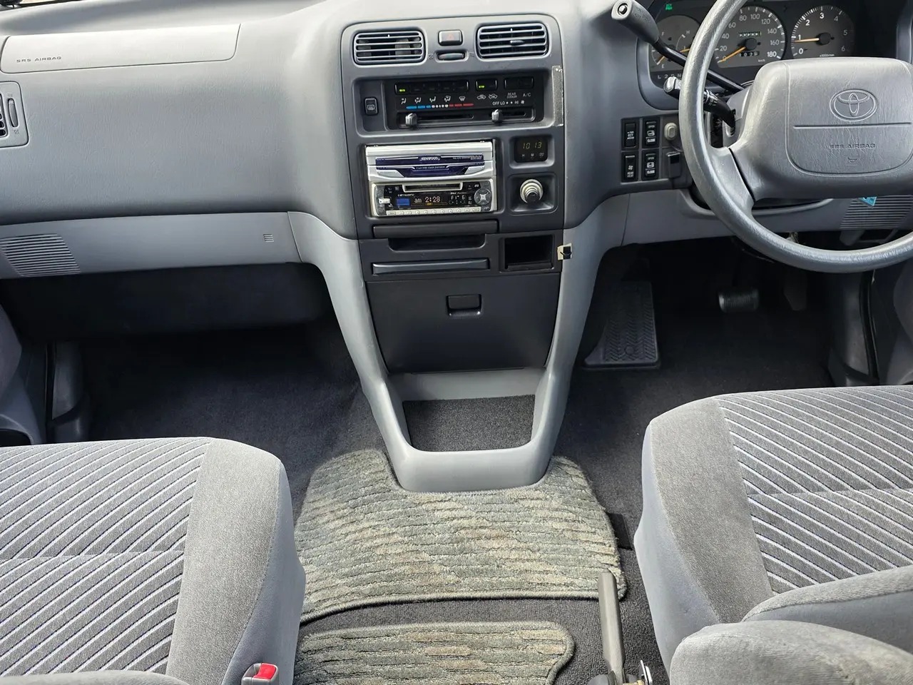 1996 Toyota Granvia 4WD Diesel - 4