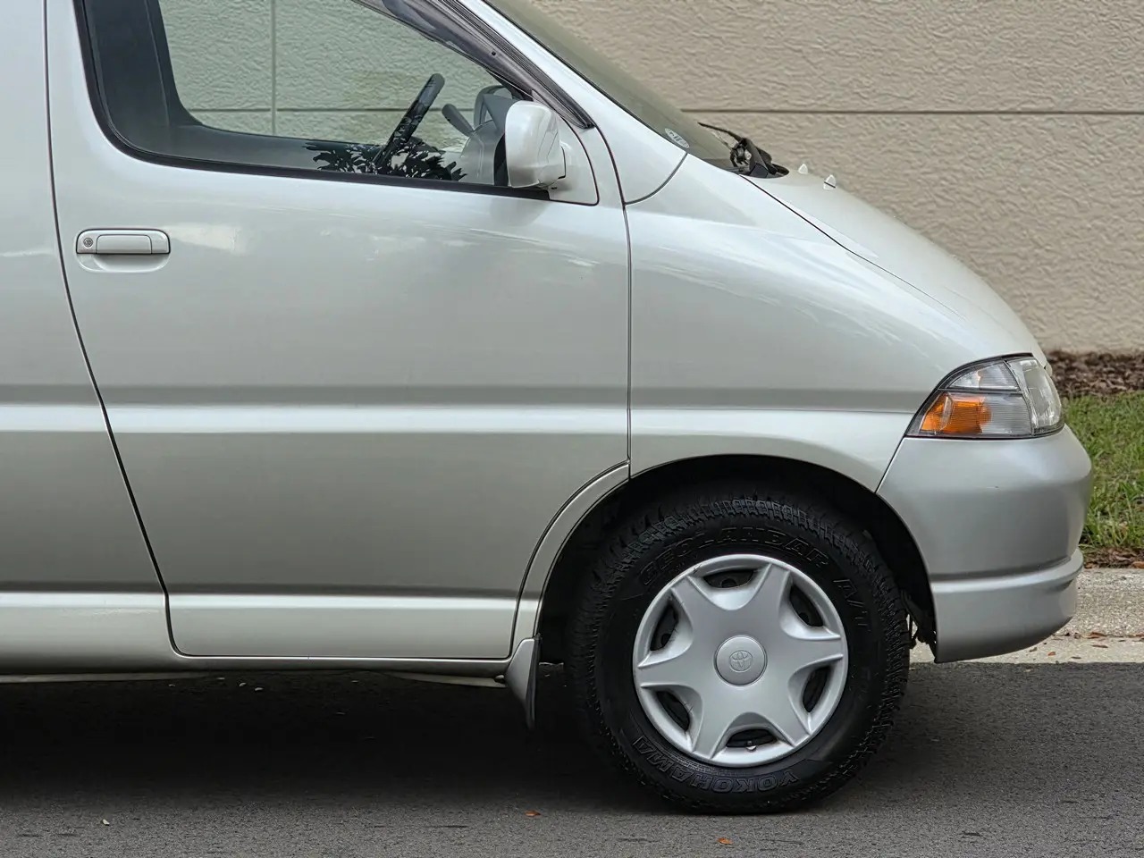 1996 Toyota Granvia 4WD Diesel - 5