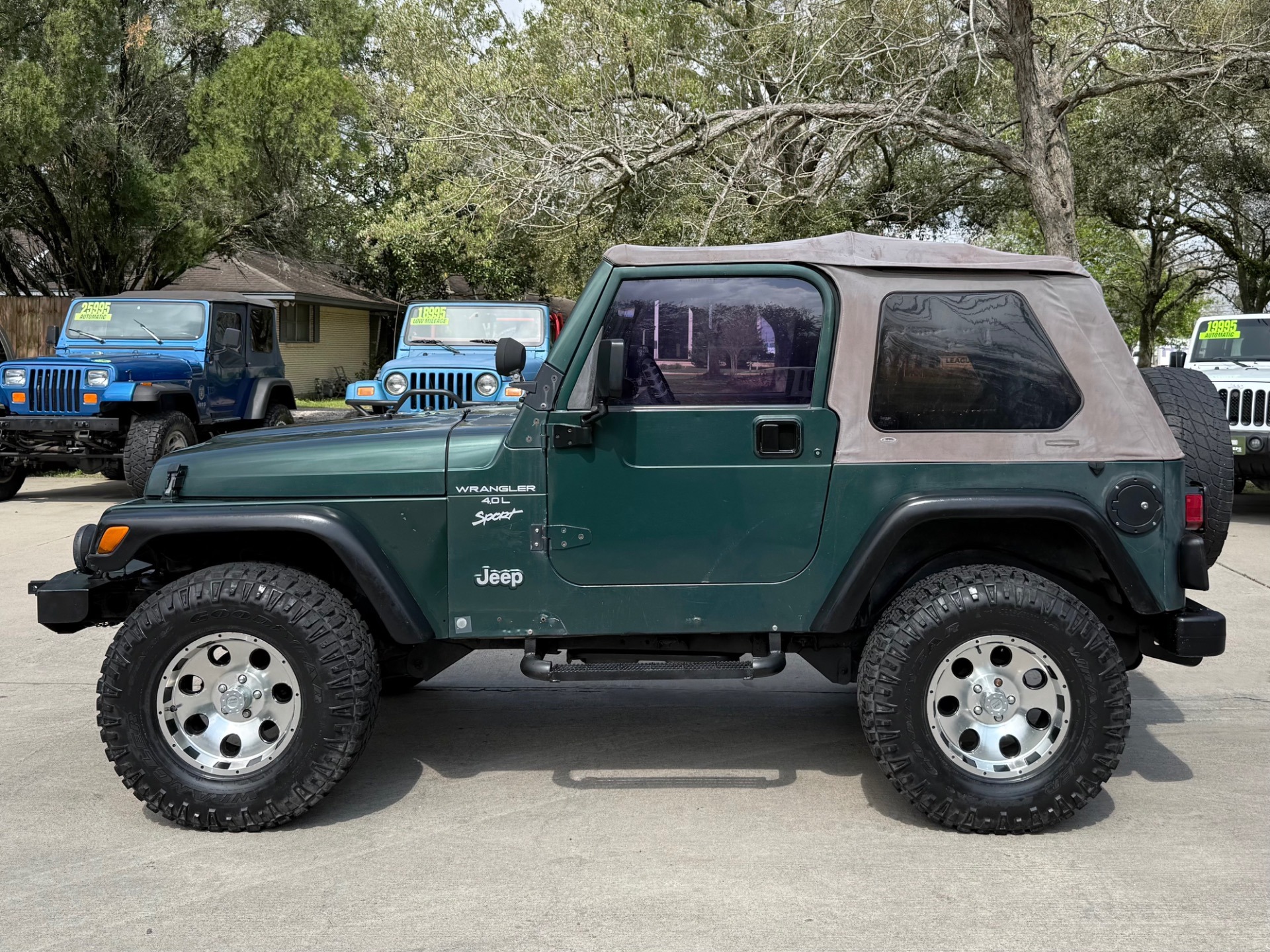 2000 Jeep Wrangler Sport - 2