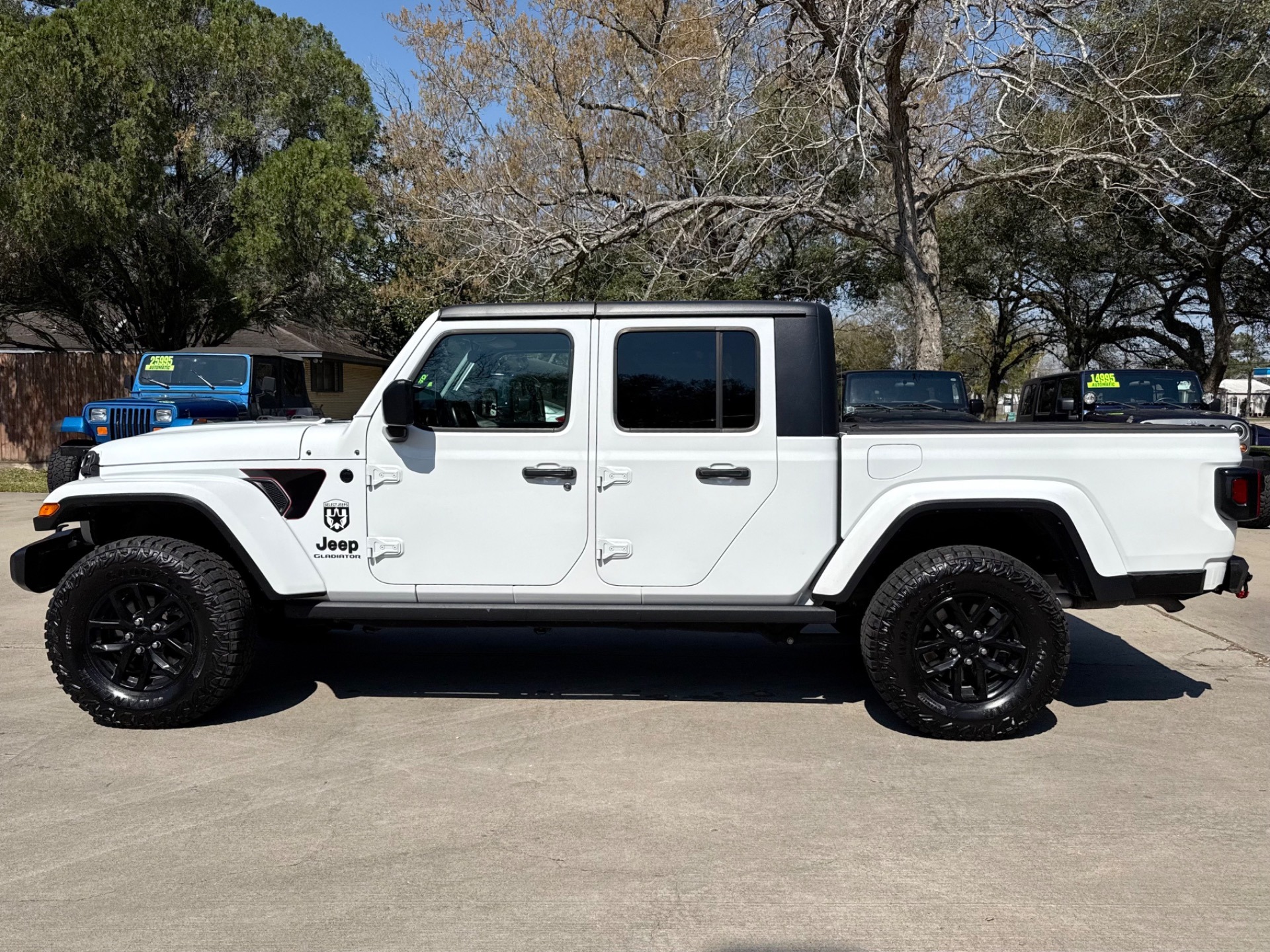 2021 Jeep Gladiator Sport S - 2