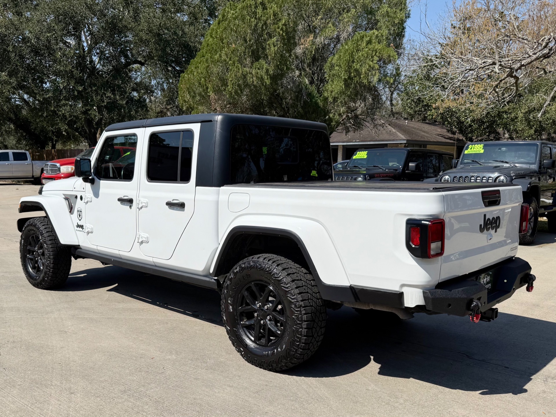 2021 Jeep Gladiator Sport S - 5